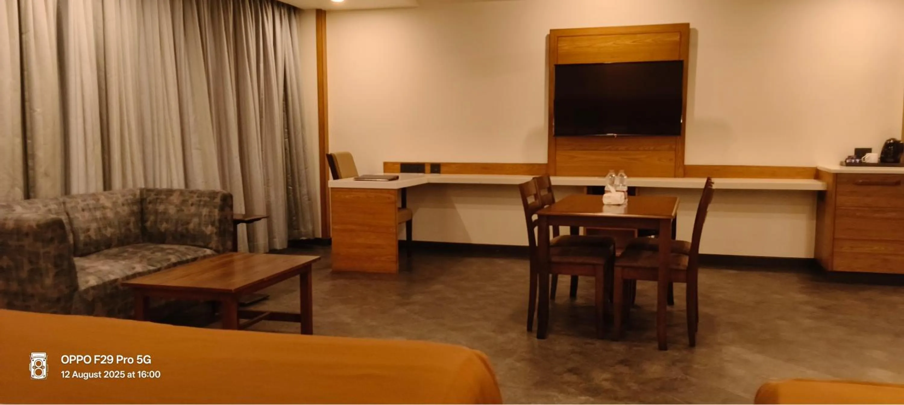 TV and multimedia in Royal Ritis Hubballi