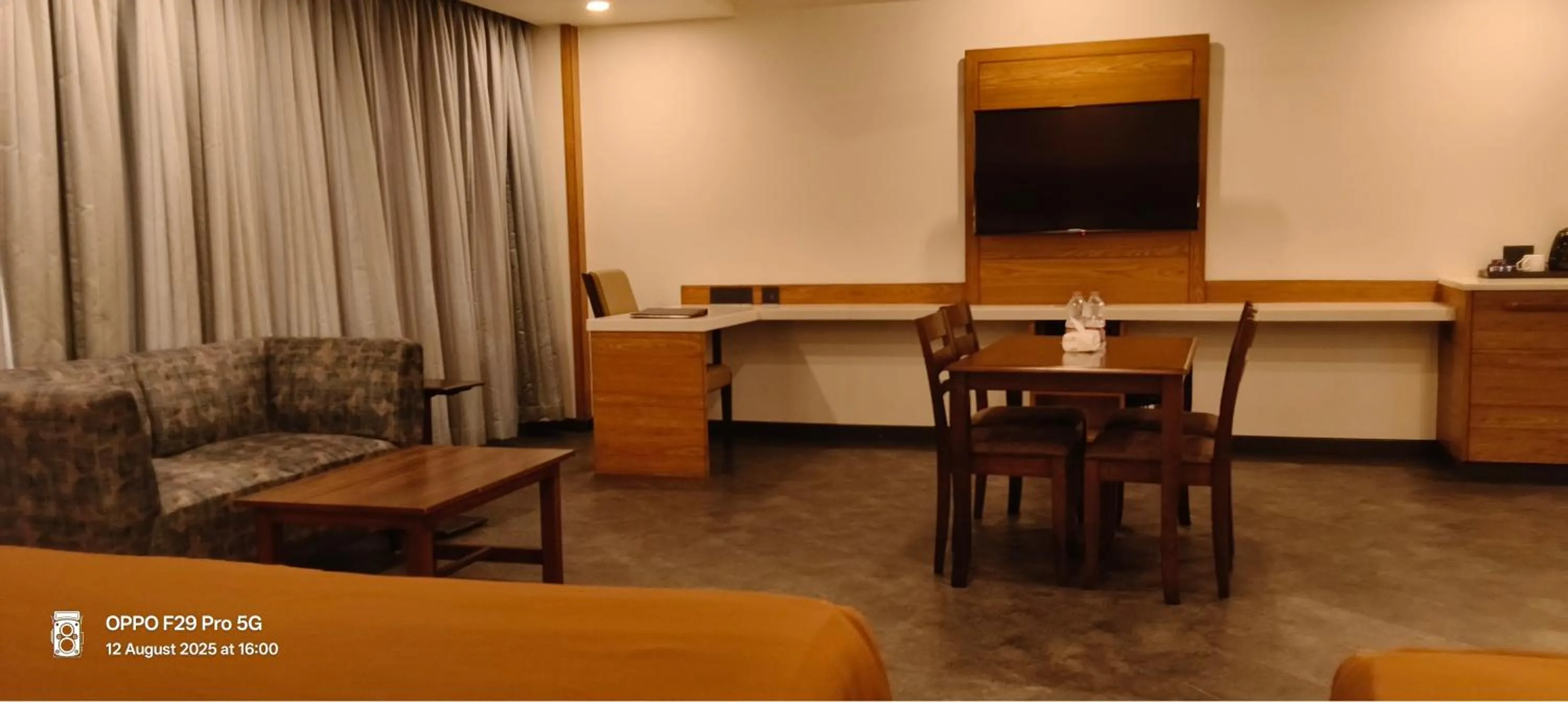 TV and multimedia in Royal Ritis Hubballi