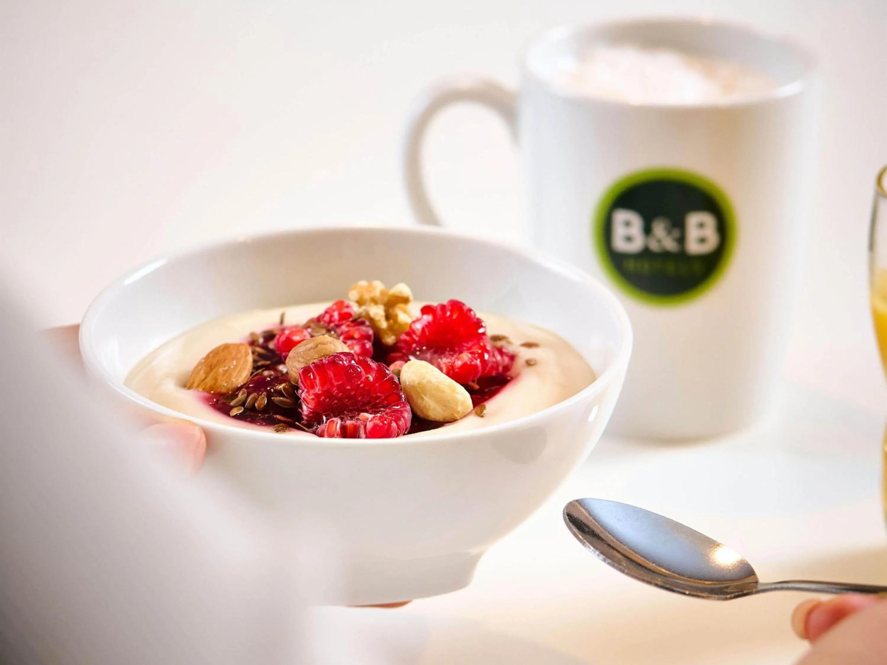 Restaurant/places to eat in B&B HOTEL Klagenfurt-City
