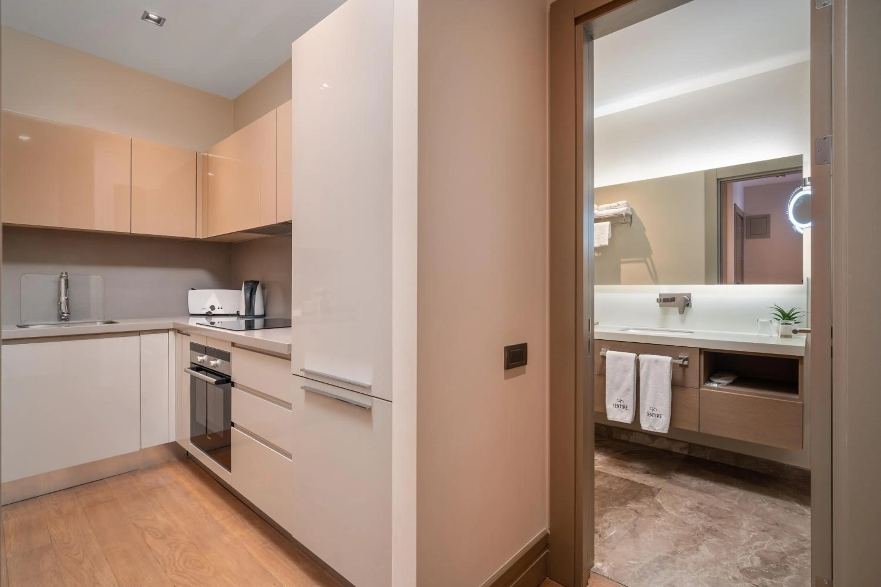 Kitchen or kitchenette in Sentire Hotels & Residences Taksim