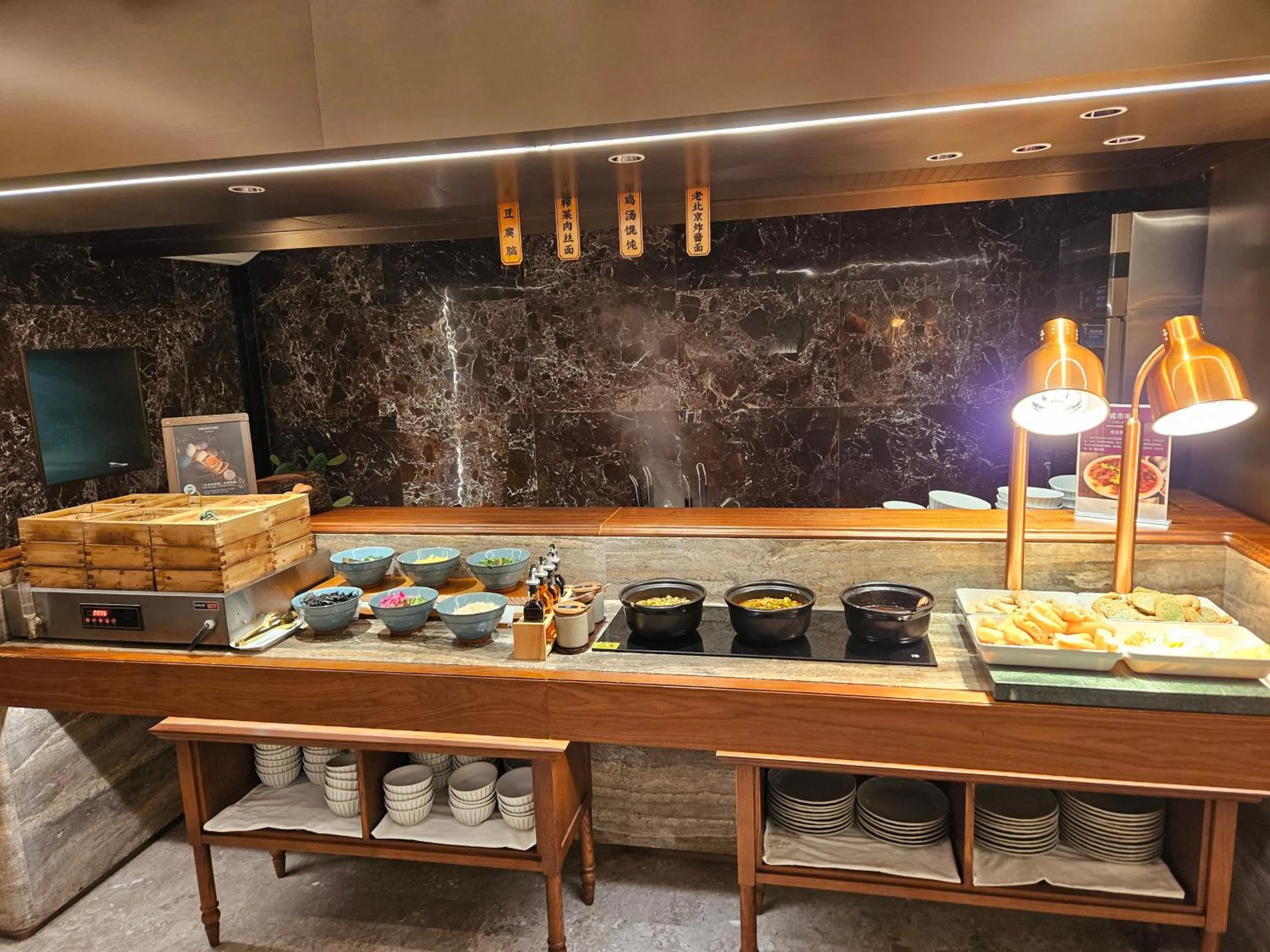 Breakfast in Orange Hotel Beijing Changping Future Science City