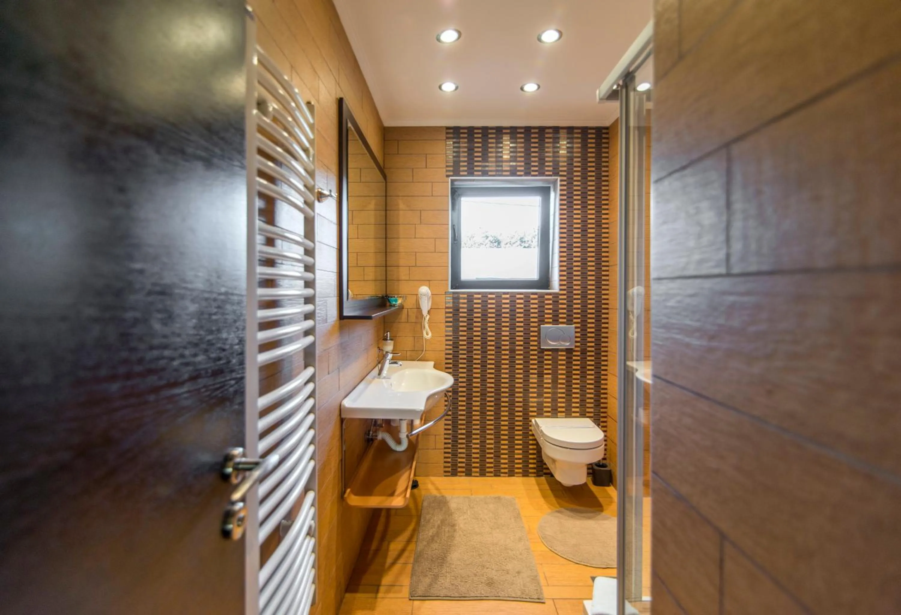 Bathroom in Guest House Panorama Aqualux with Free Parking