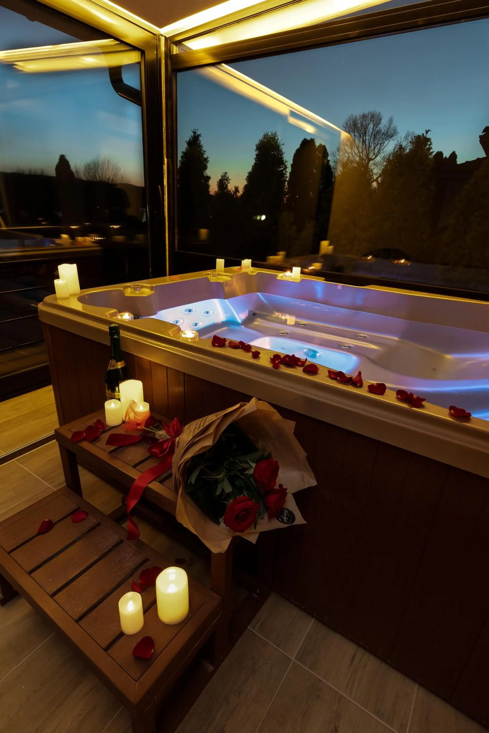 Spa and wellness centre/facilities in Guest House Panorama Aqualux with Free Parking