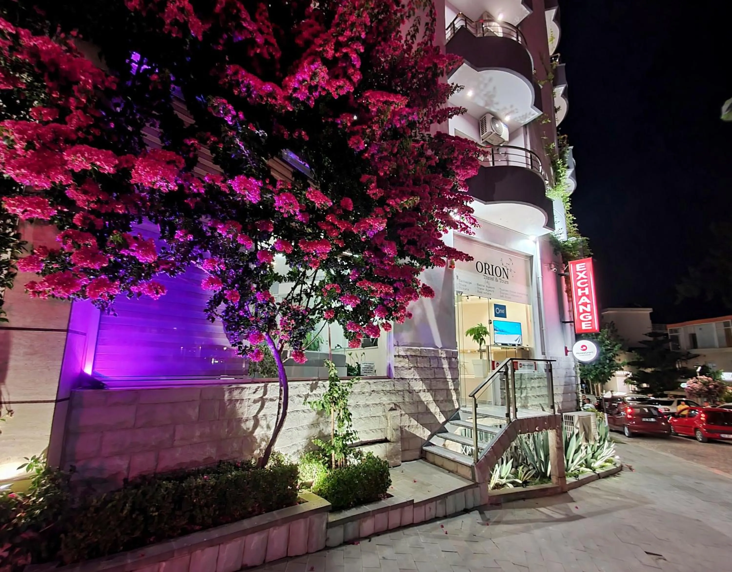 Property building in Hotel JoAn