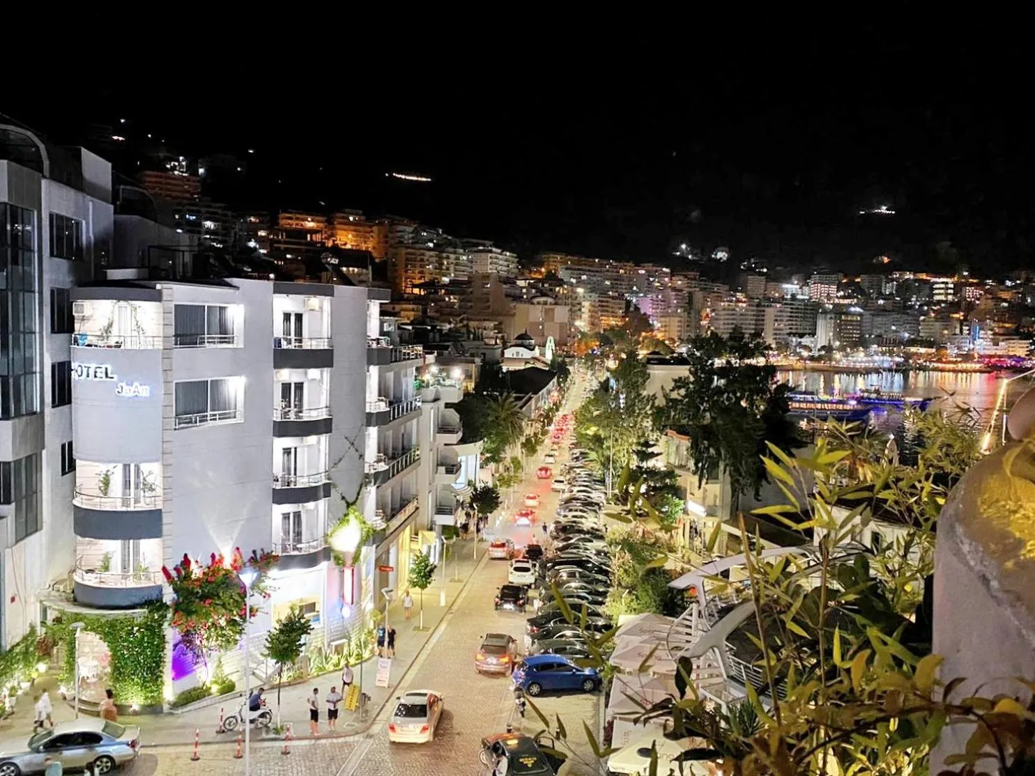 Property building in Hotel JoAn