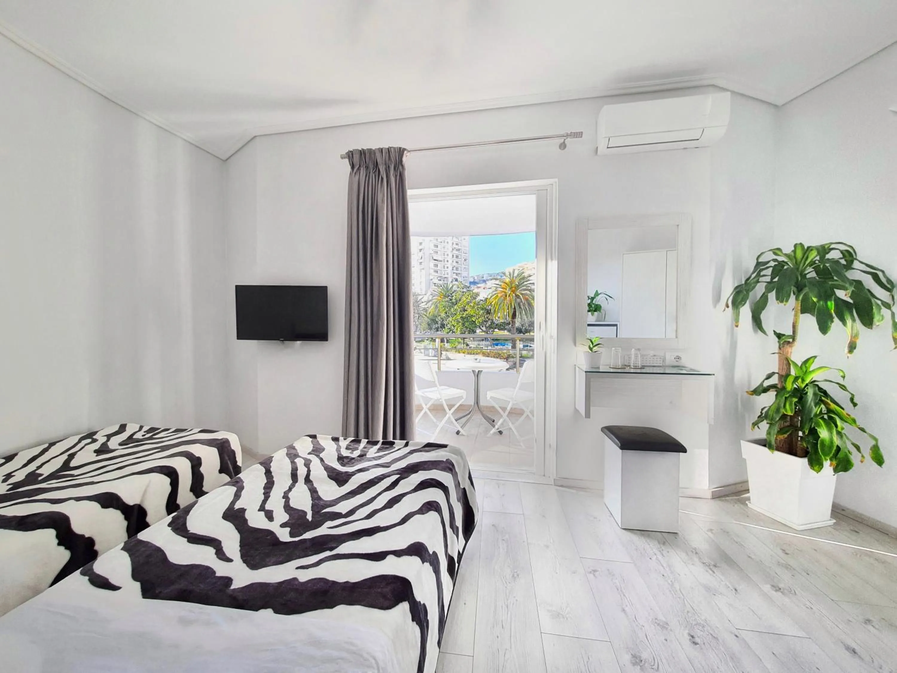 Photo of the whole room, Bed in Hotel JoAn