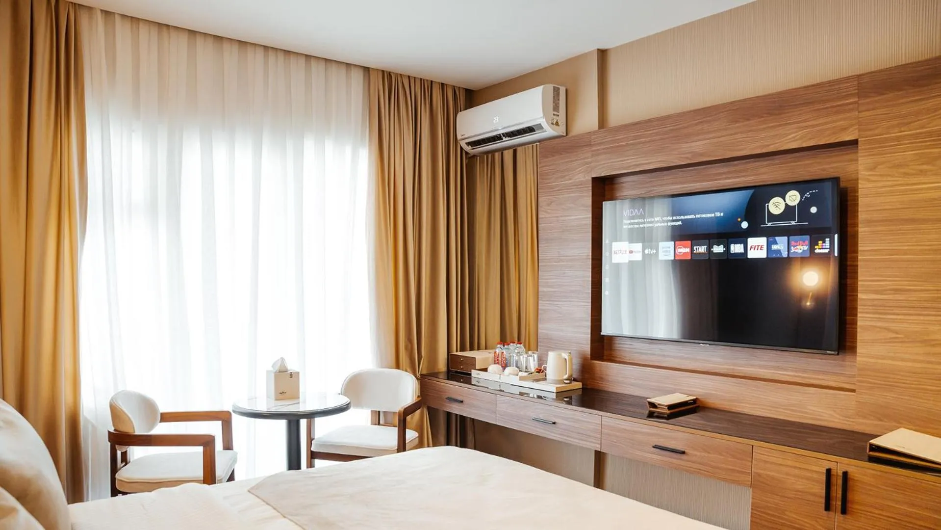 Photo of the whole room, Bed in White Breeze Hotel