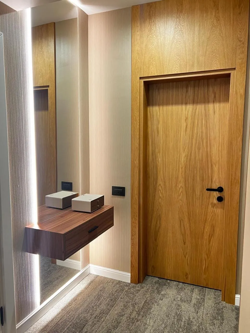 Photo of the whole room in White Breeze Hotel