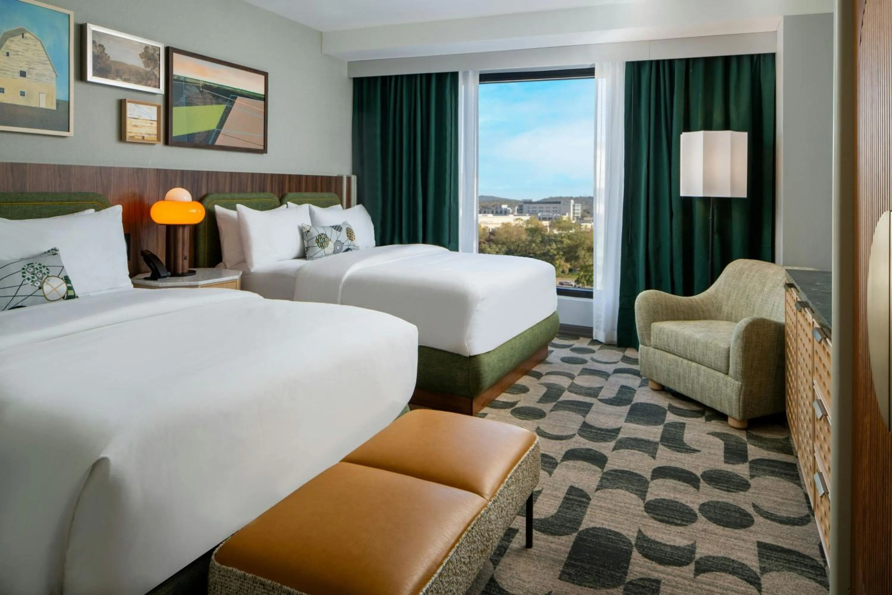 Photo of the whole room, Bed in Trilogy Hotel Huntsville, Autograph Collection