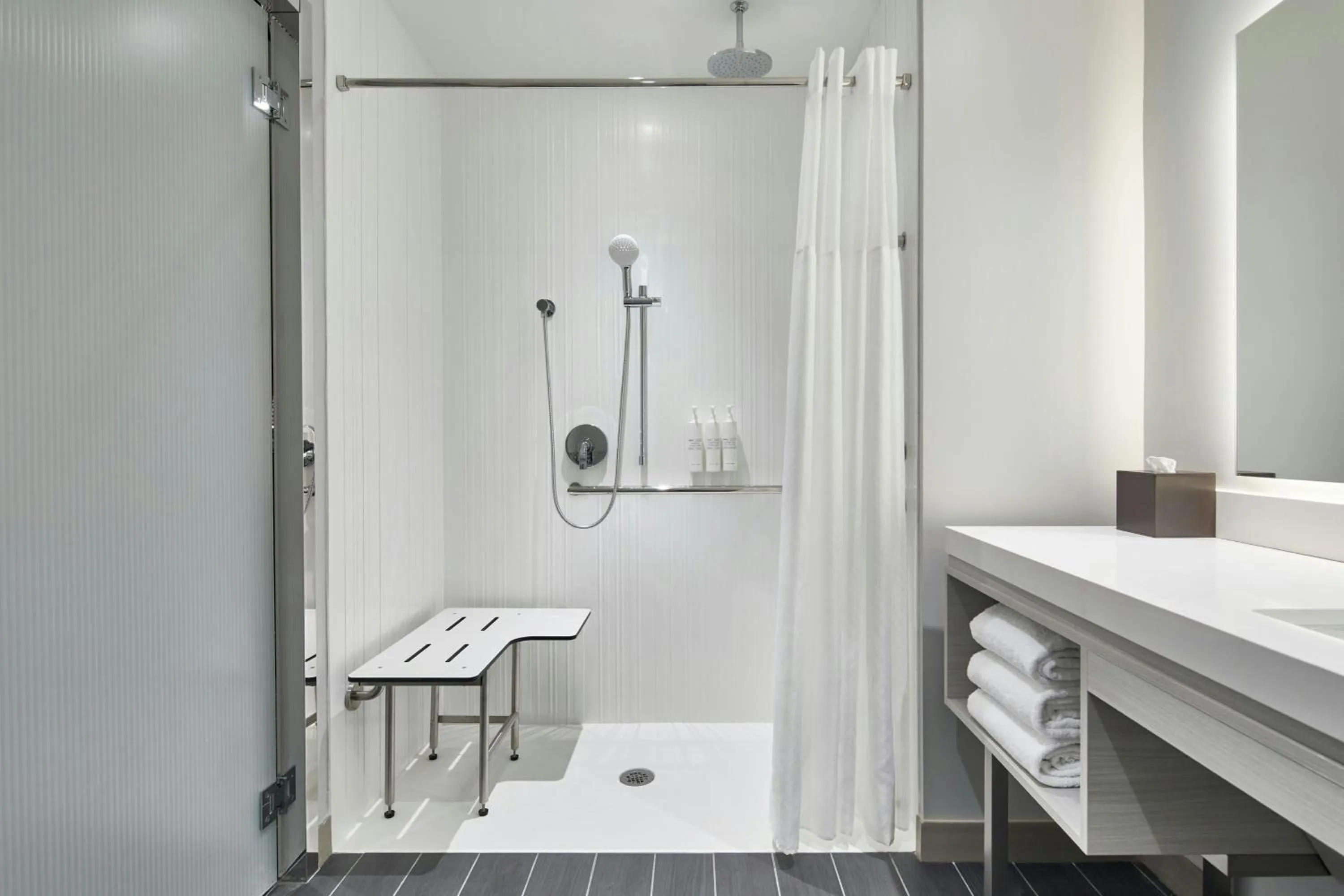 Bathroom in AC Hotel St Augustine Downtown