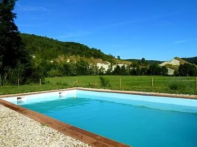 Swimming pool in Alcove Du Velay
