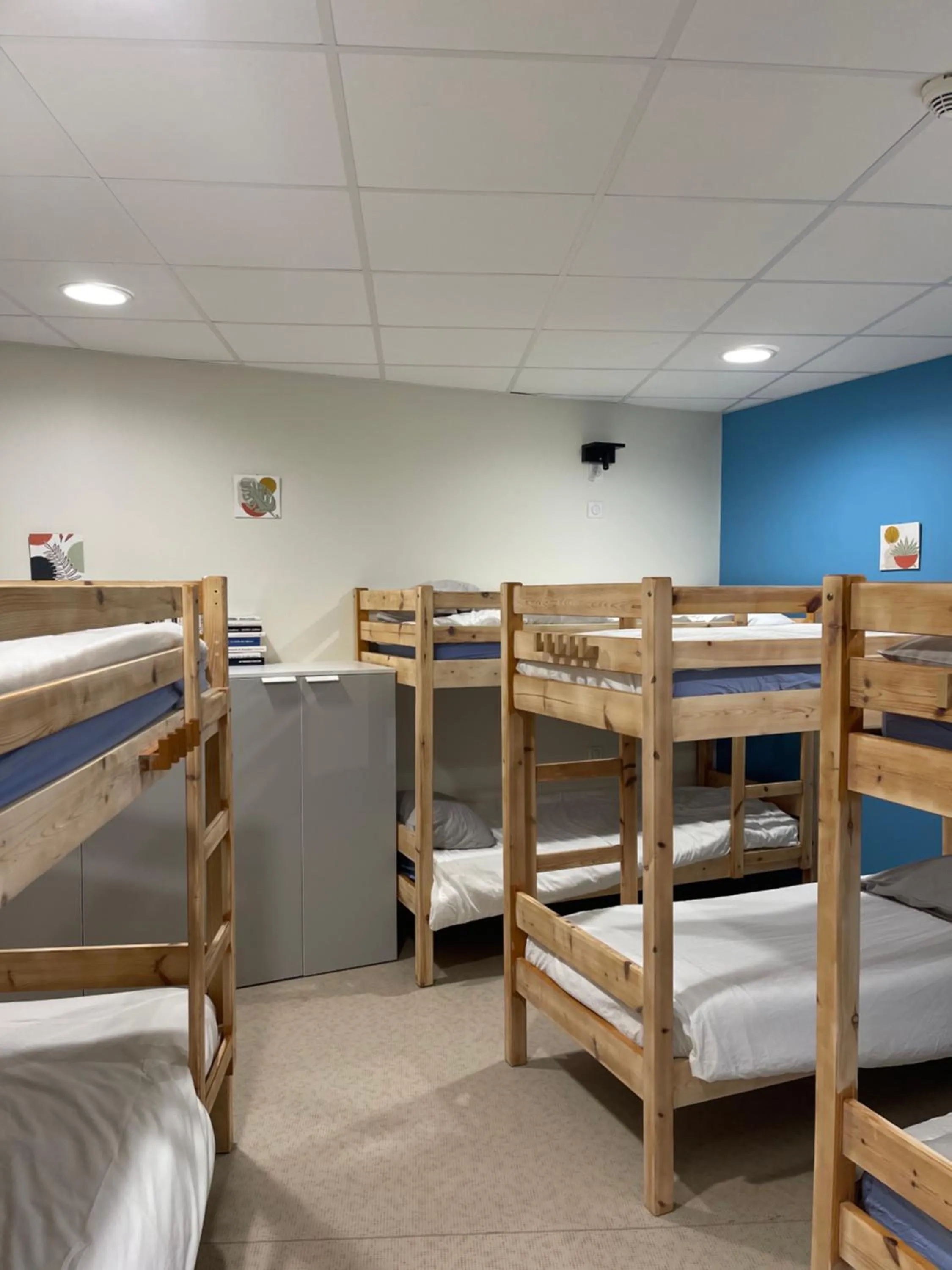 Photo of the whole room, Bunk Bed in CLLCM - Club Leo Lagrange de Camaret-sur-Mer