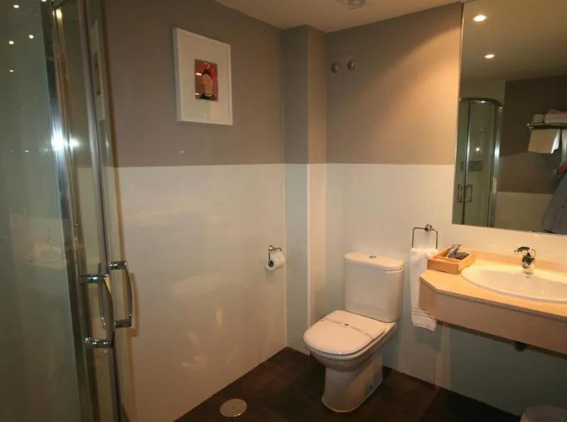 Bathroom in La Posada del Rancho