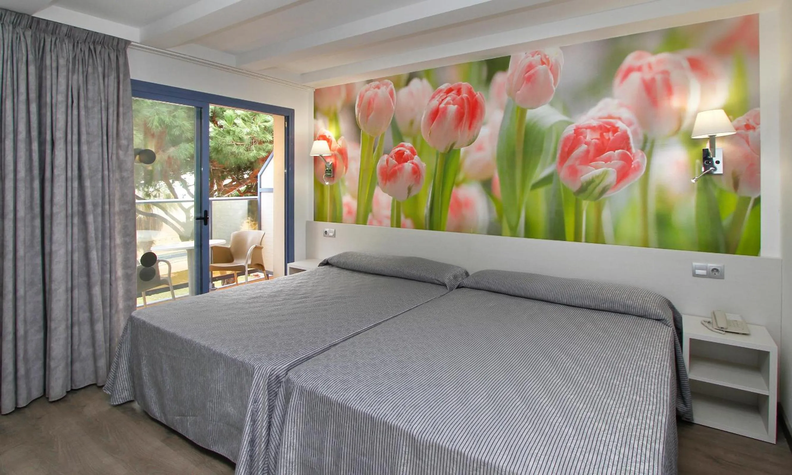 Bed in Hotel Amaraigua – All Inclusive – Adults Only