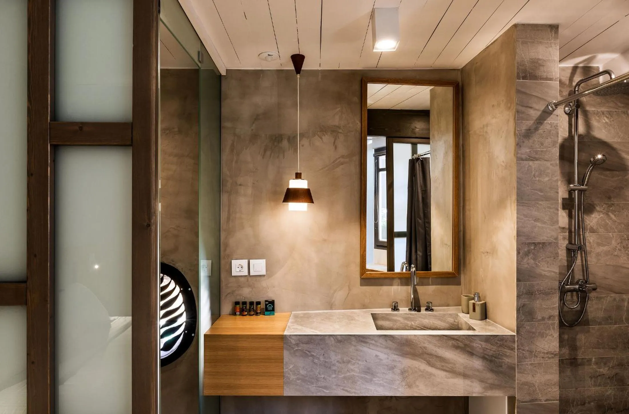 Bathroom in Hotel Off