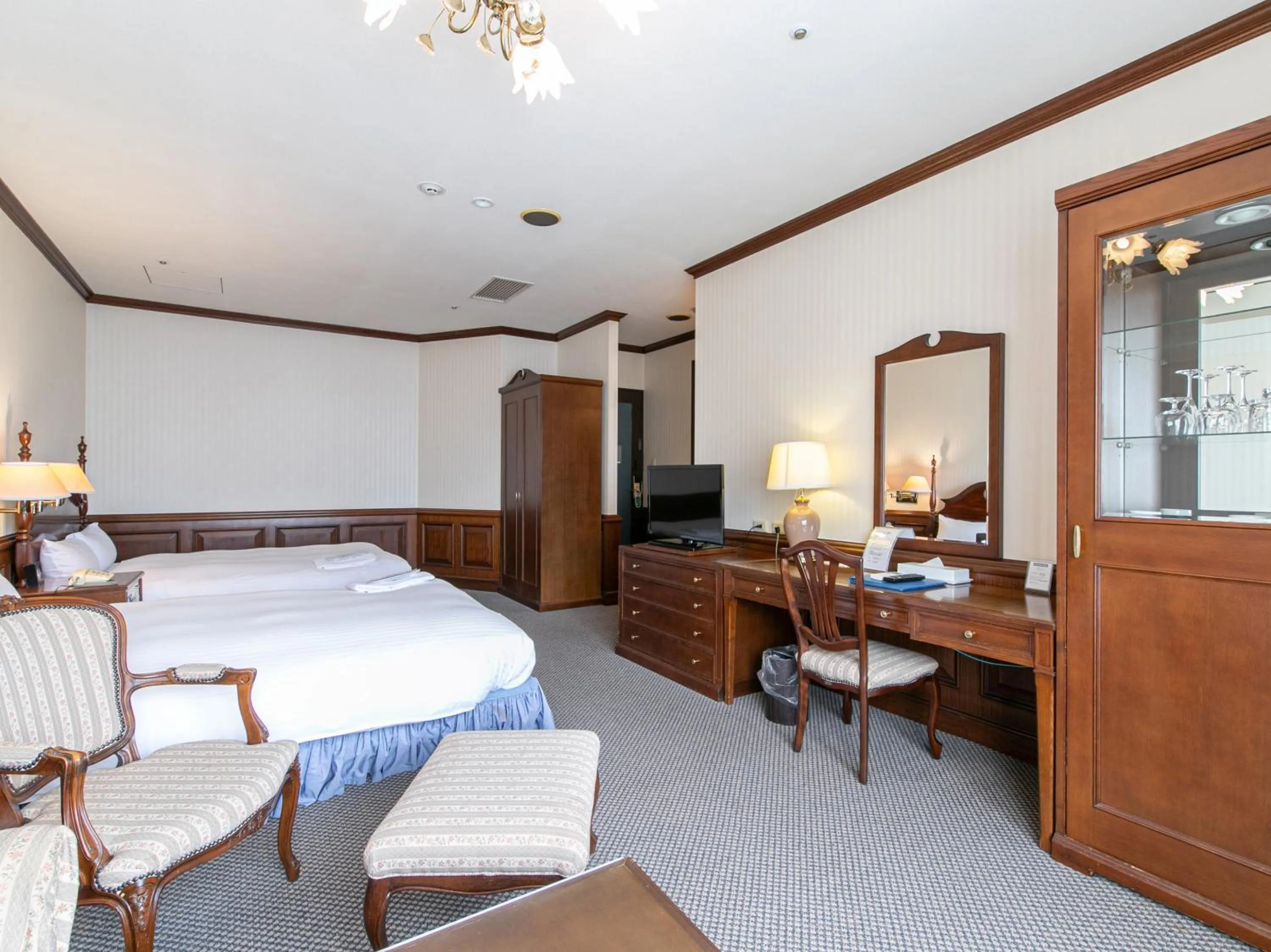 Bed in Victoria Inn Nagasaki