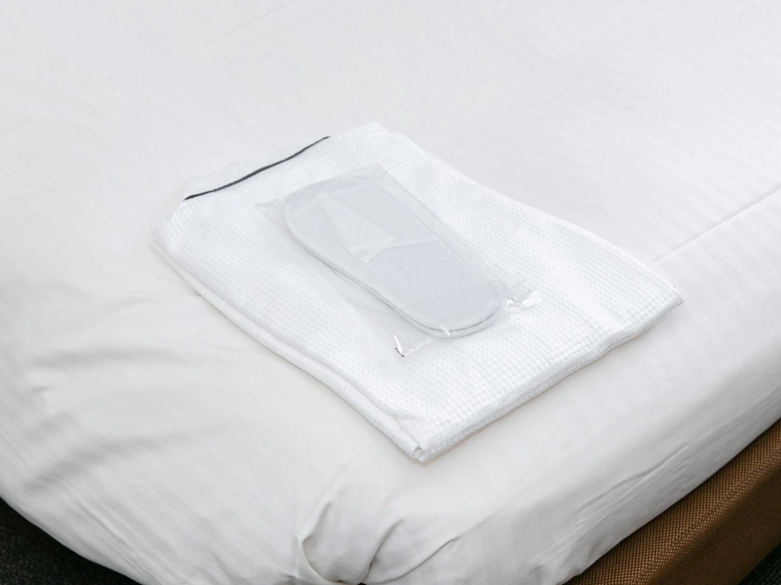 towels, Bed in Victoria Inn Nagasaki