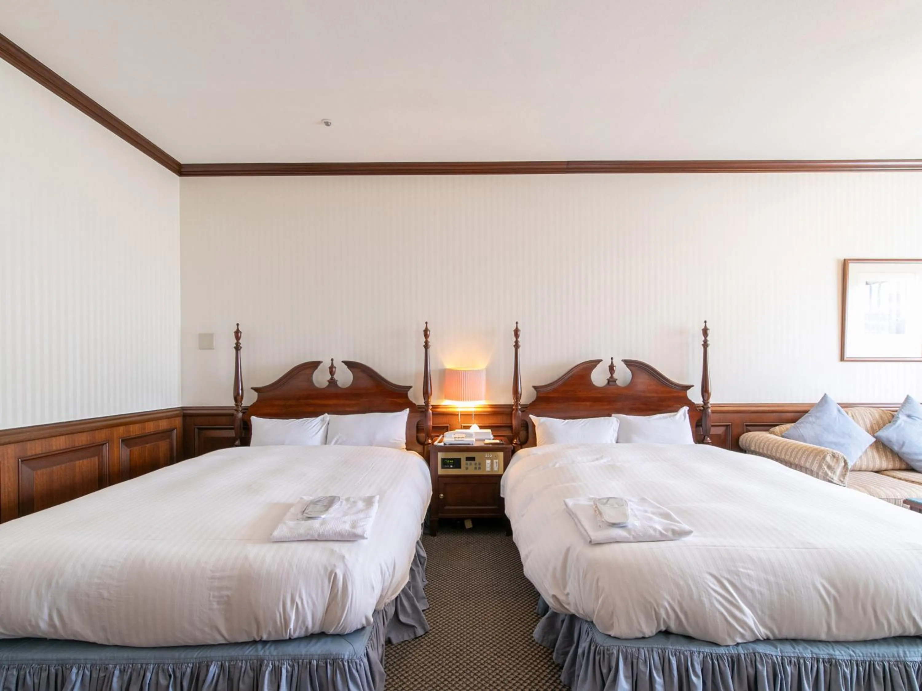 Bed in Victoria Inn Nagasaki