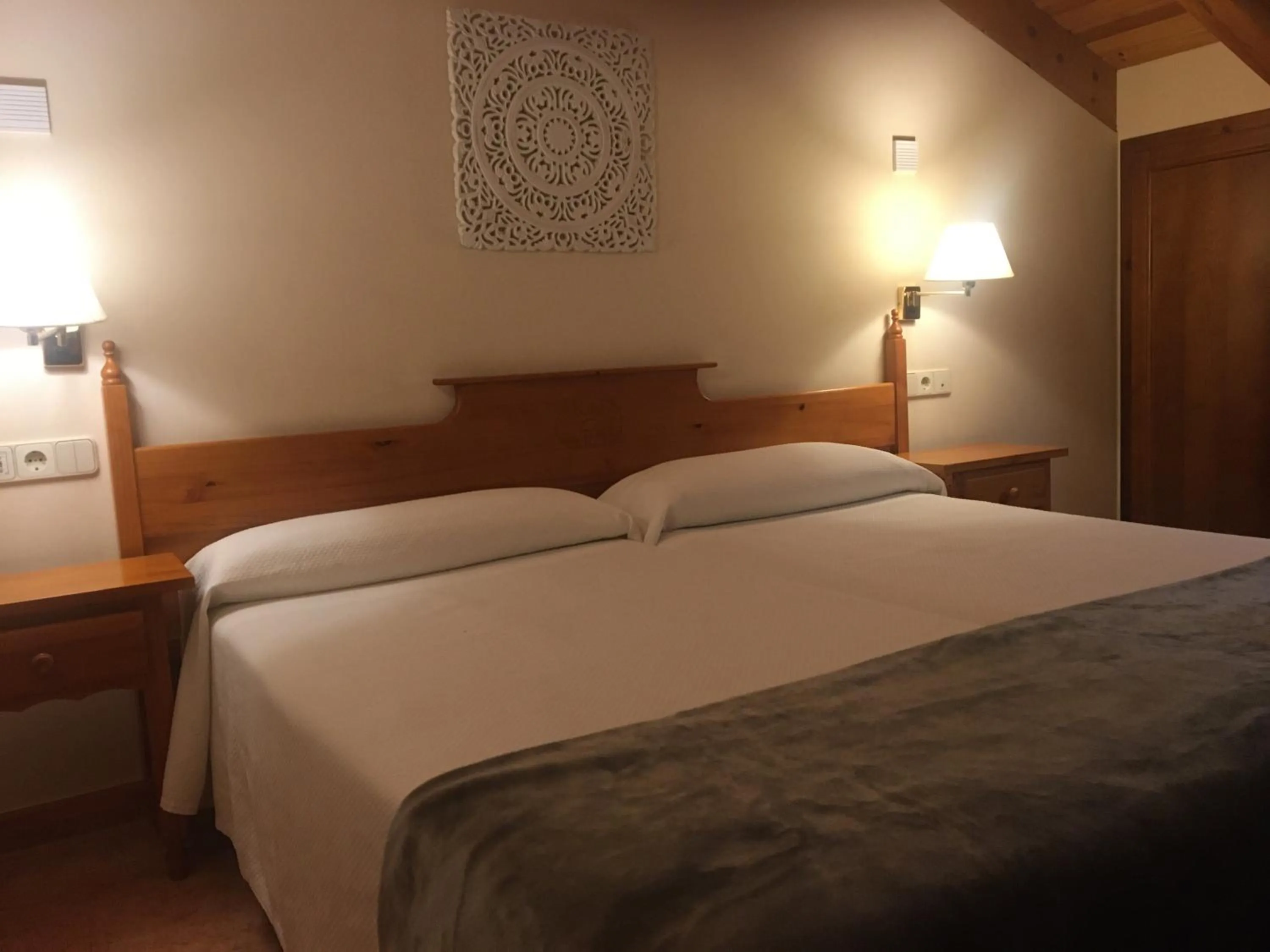 Bed in Hotel Florido