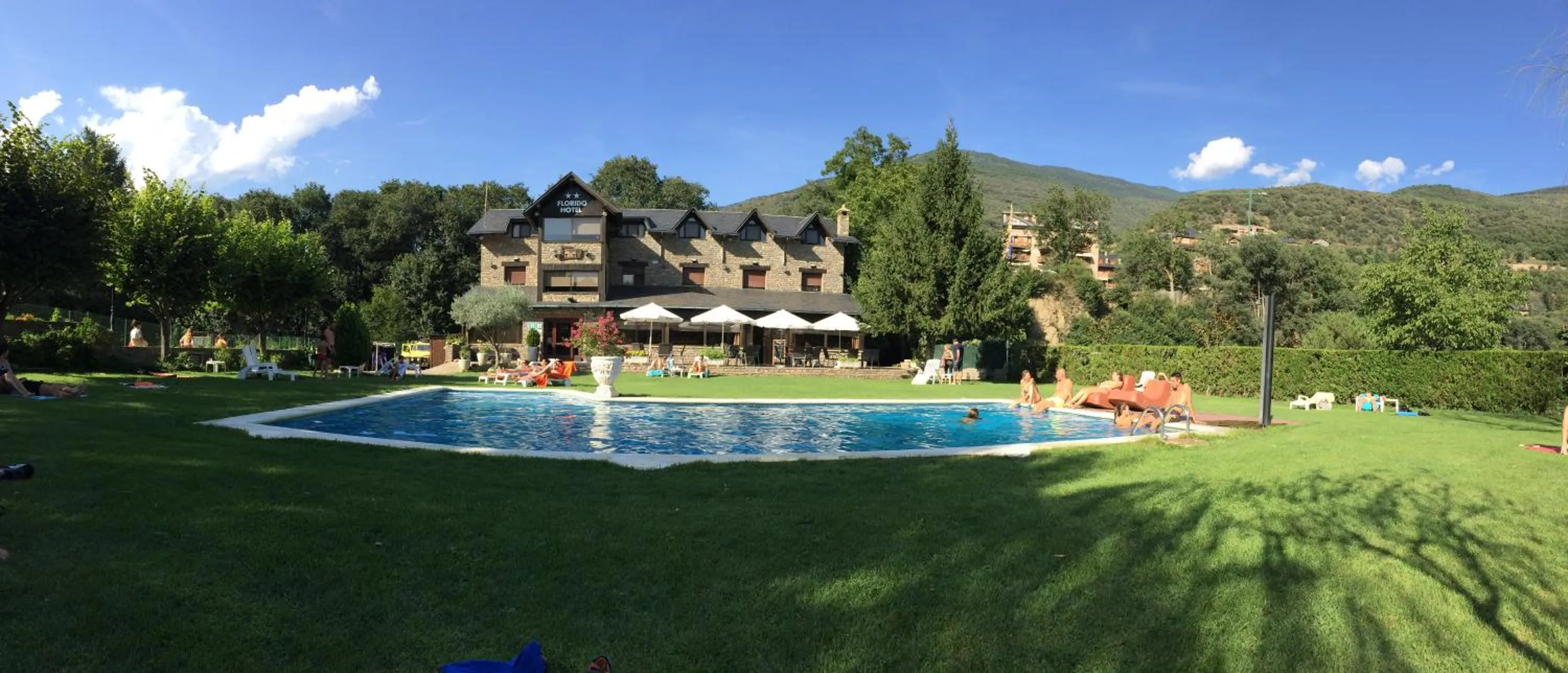 Property building in Hotel Florido