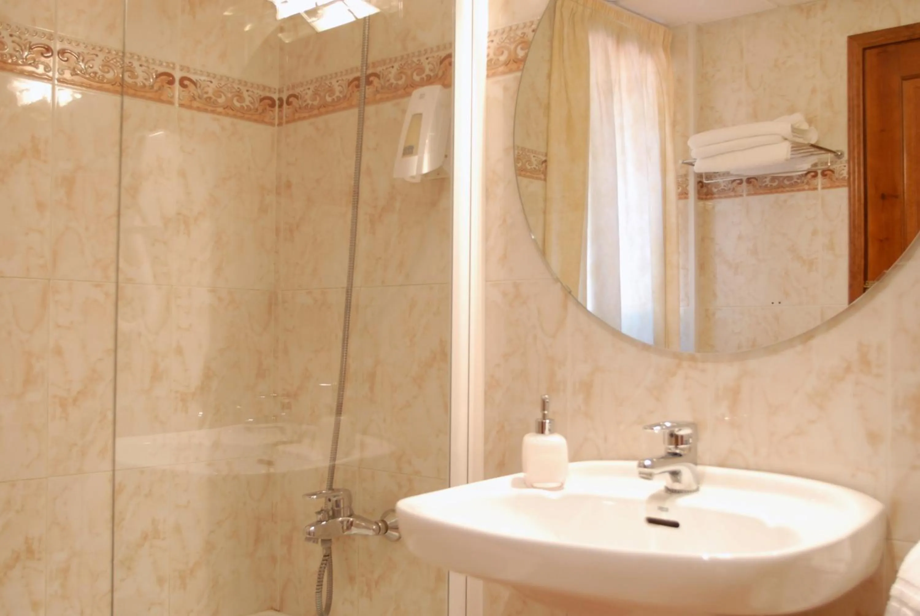 Bedroom in Hotel Florido