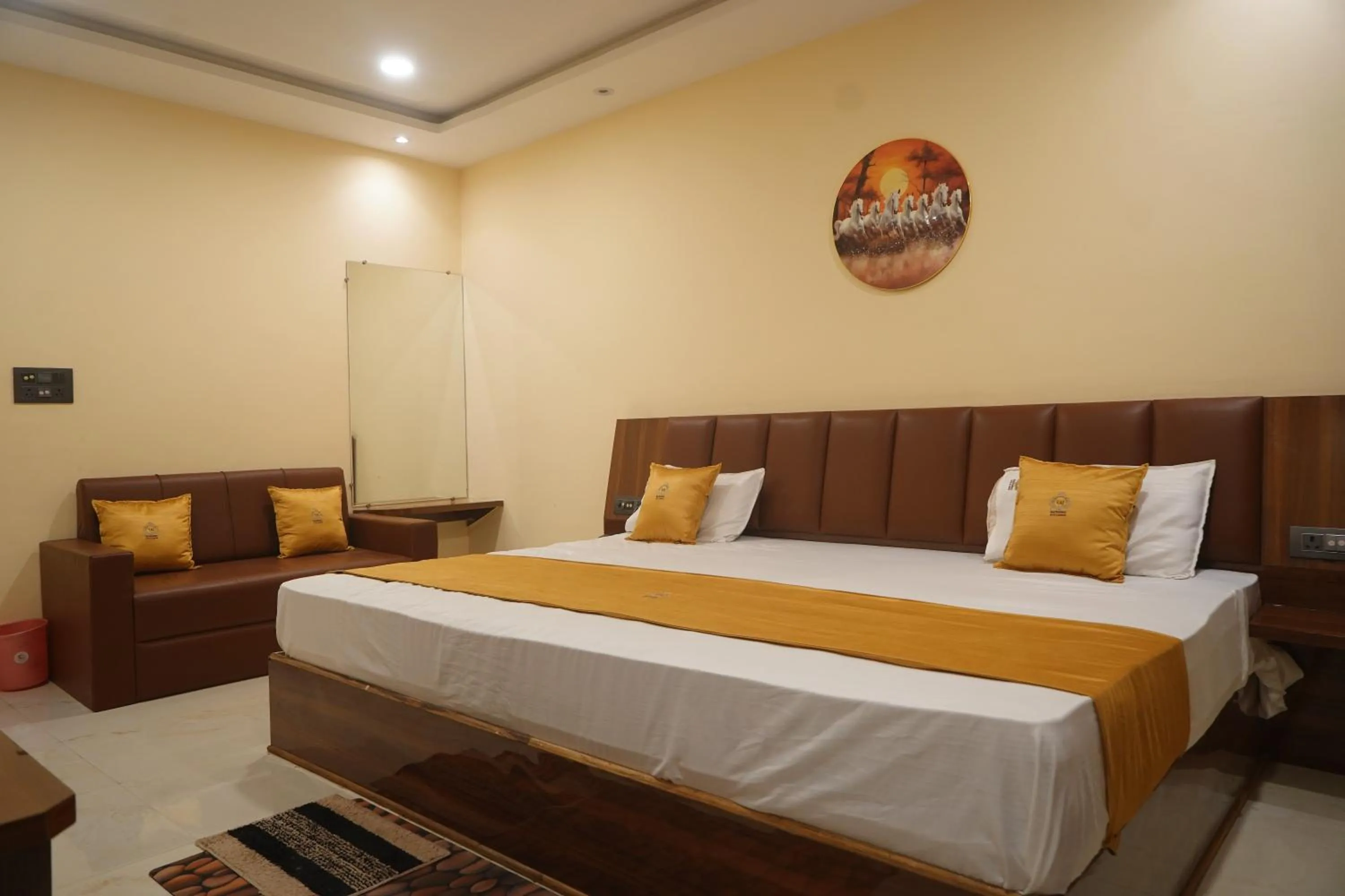 Superior Double Room in Raj Kamal Hotel & Garden