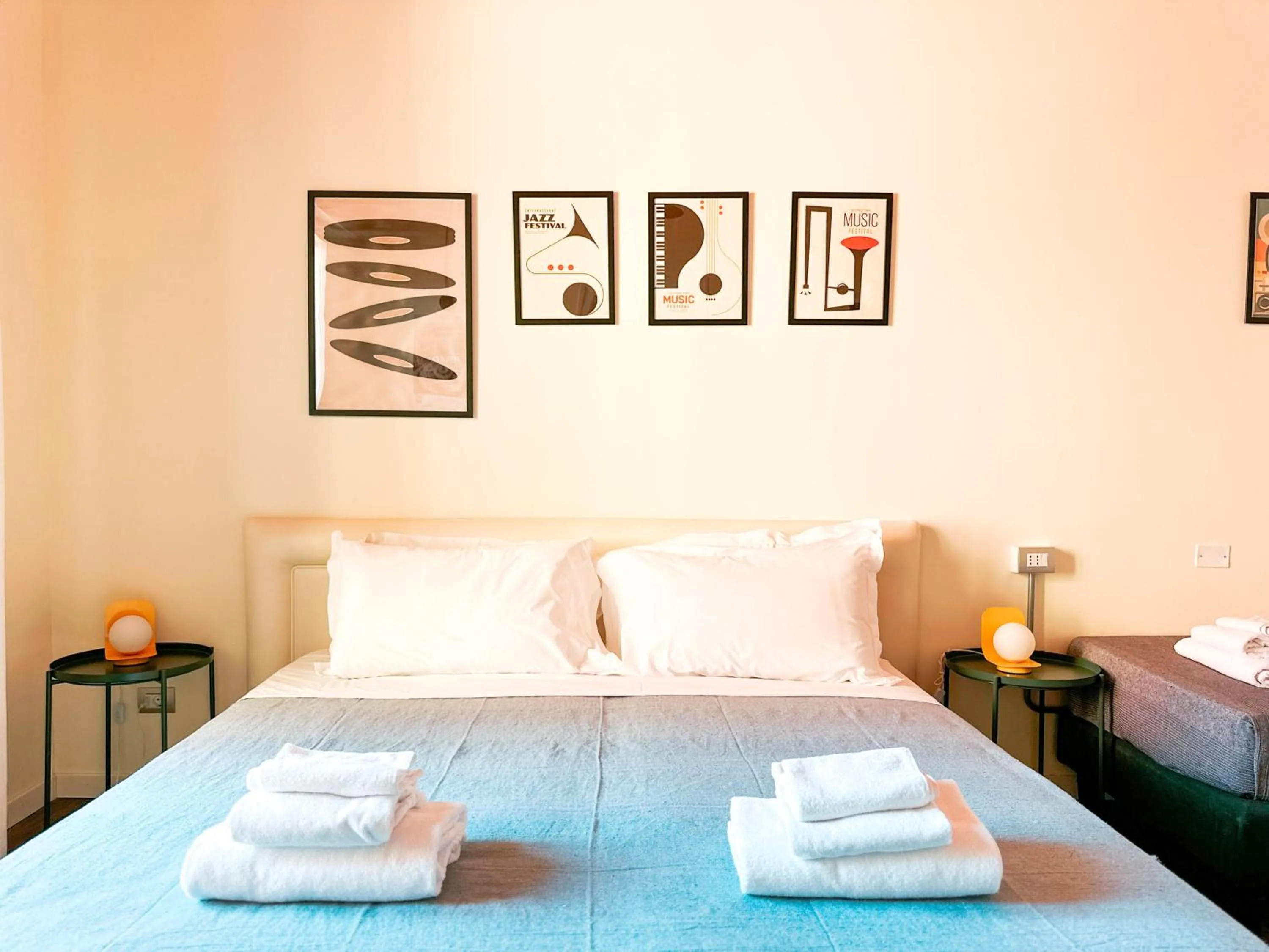 Superior Double Room in Ostello Bello Bologna