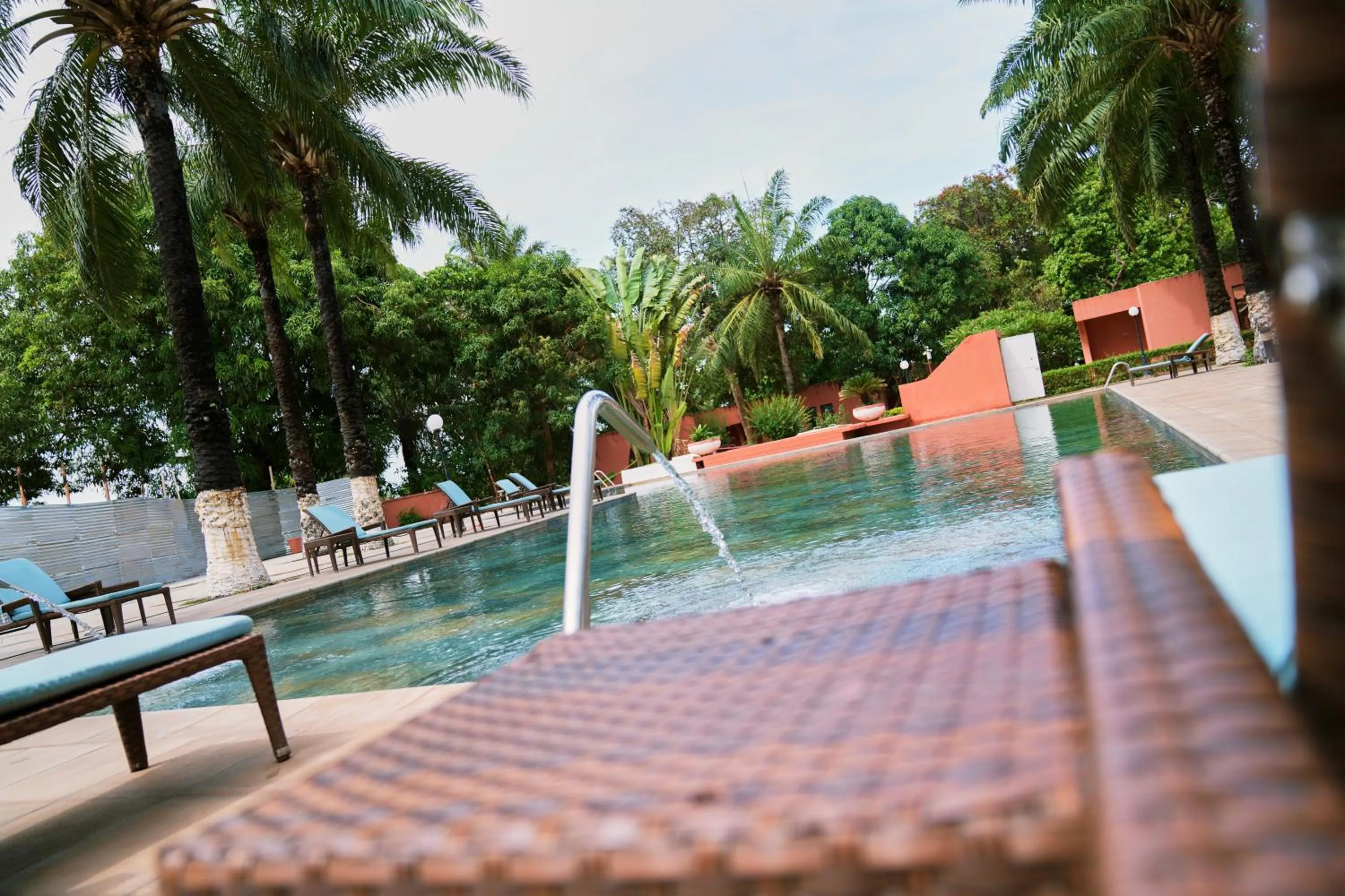 Swimming pool in Dunia Hôtel Bissau