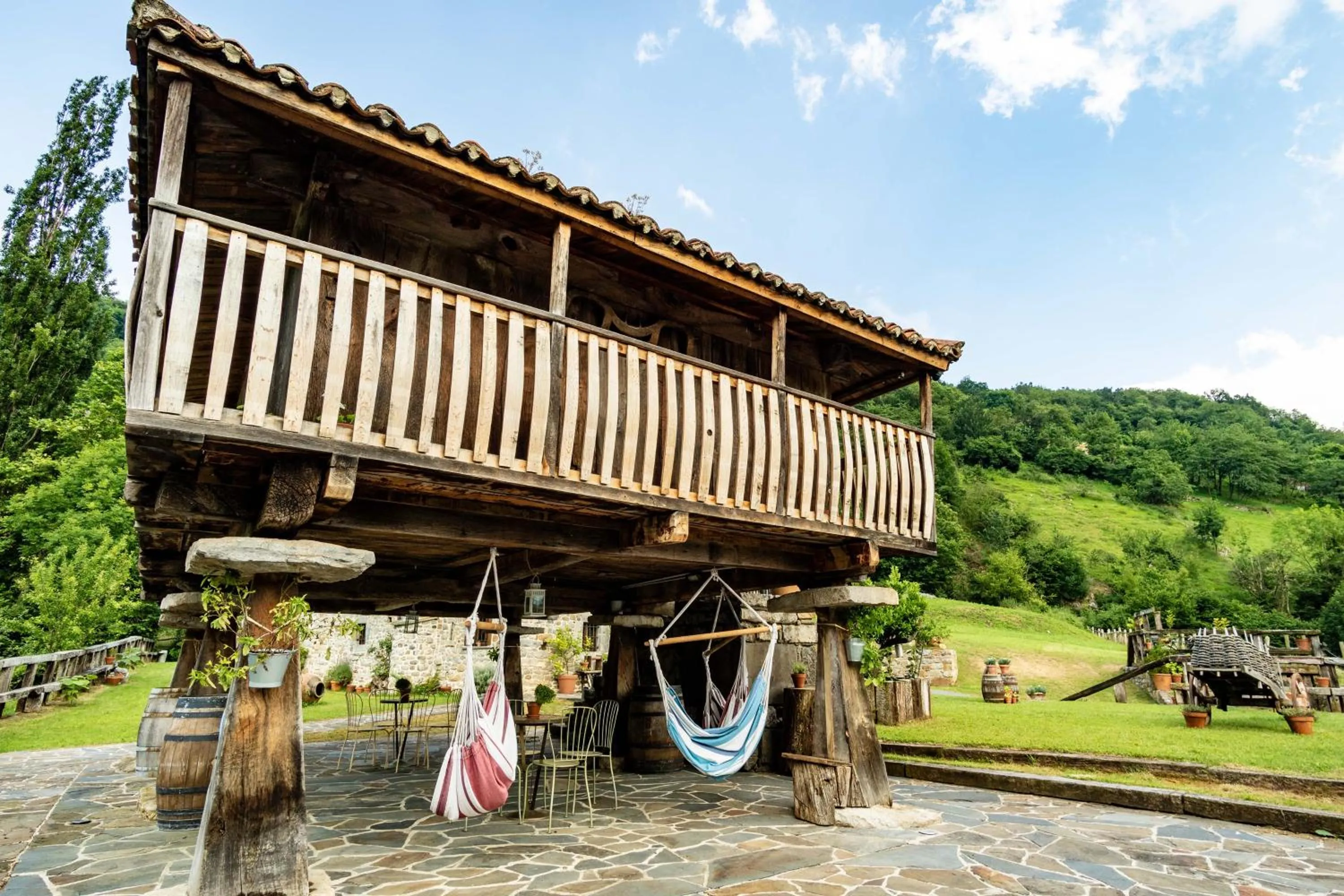 Property building in Casona de El Castañíu