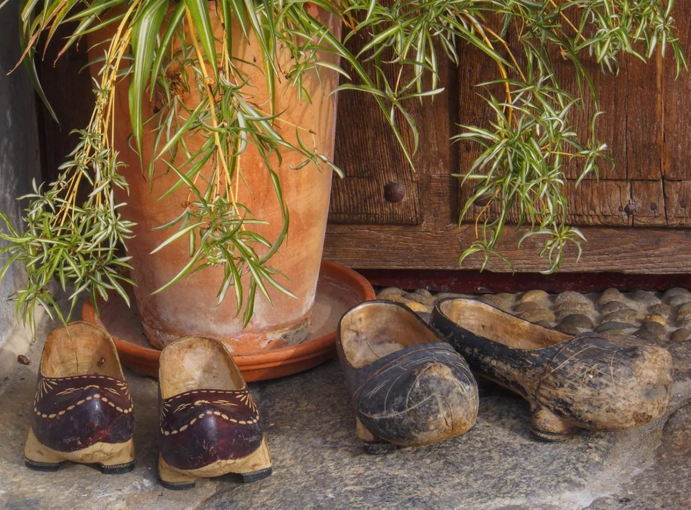 Decorative detail in Casona de El Castañíu