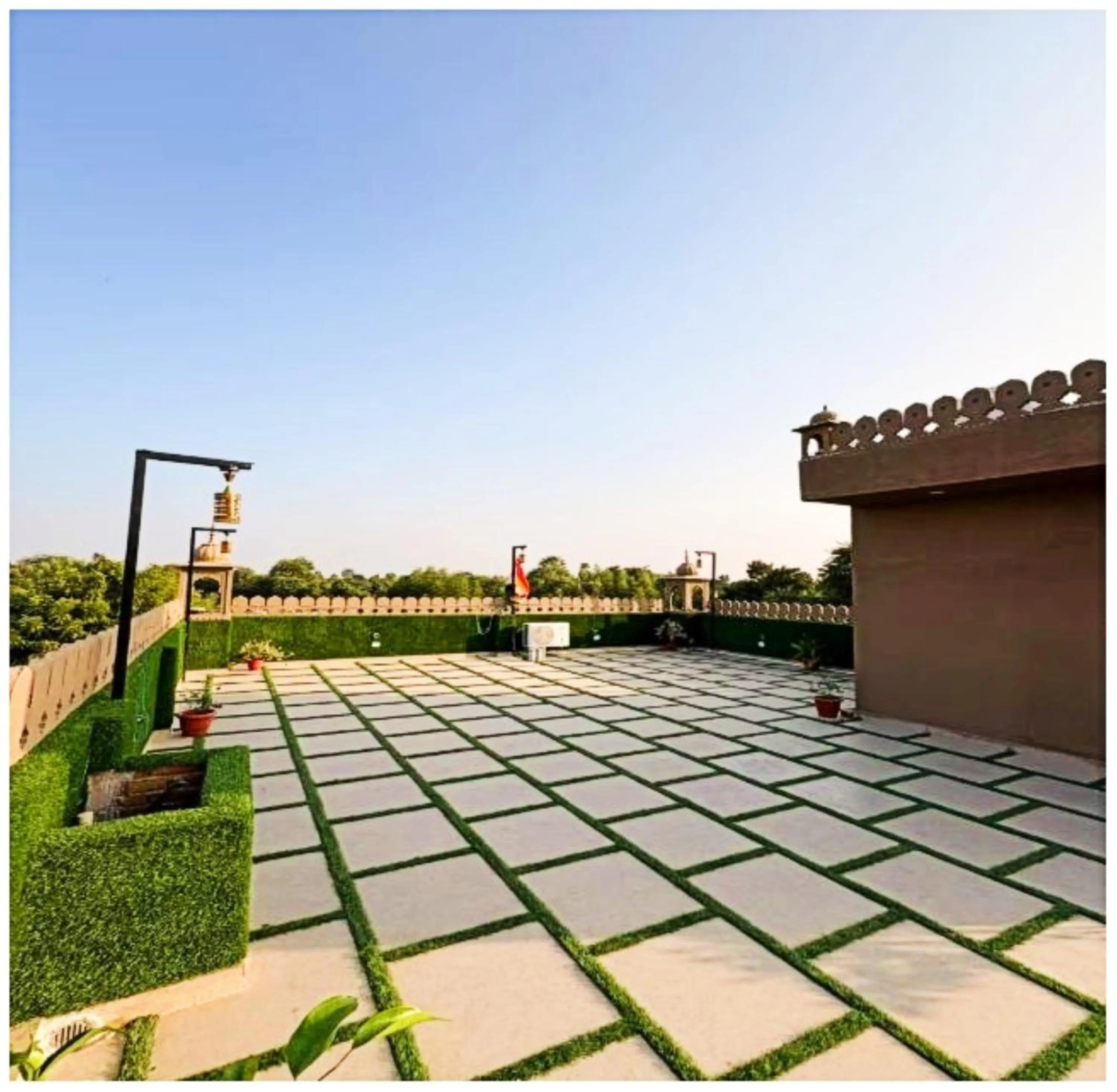 Garden in Hotel Jay ambey palace In Jaipur