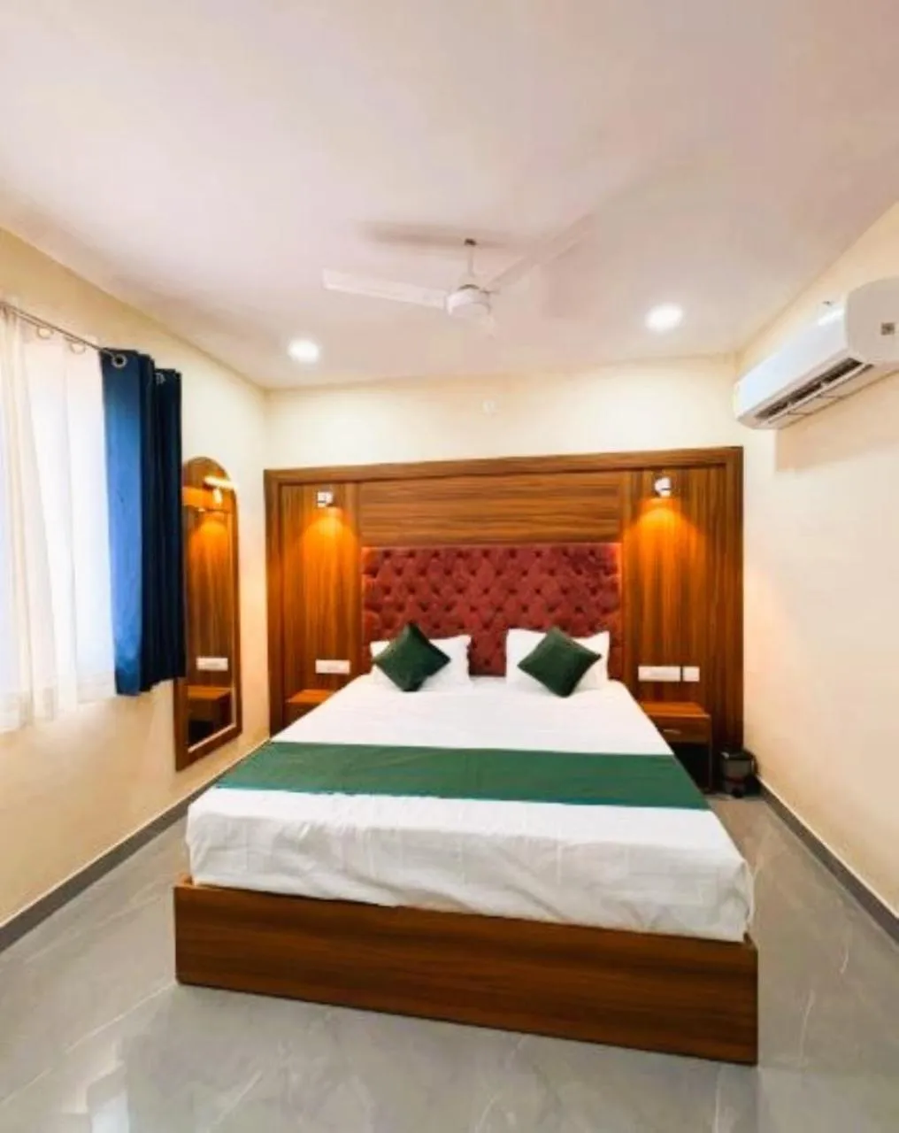 Bedroom, Bed in Hotel Jay ambey palace In Jaipur