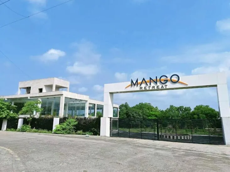 Mango Retreat