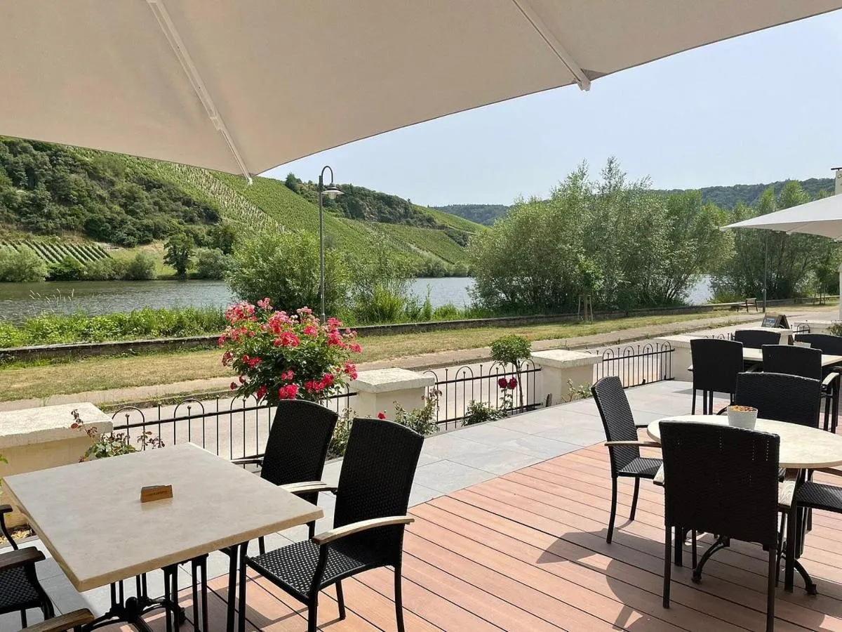 Property building in Hotel- Weingut- Moselloreley