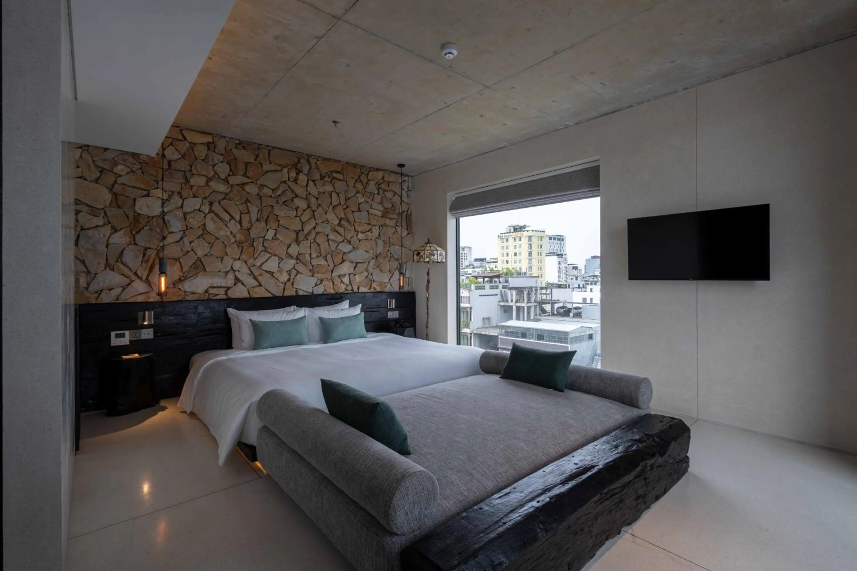 Bedroom, Bed in Hôtel de Soie