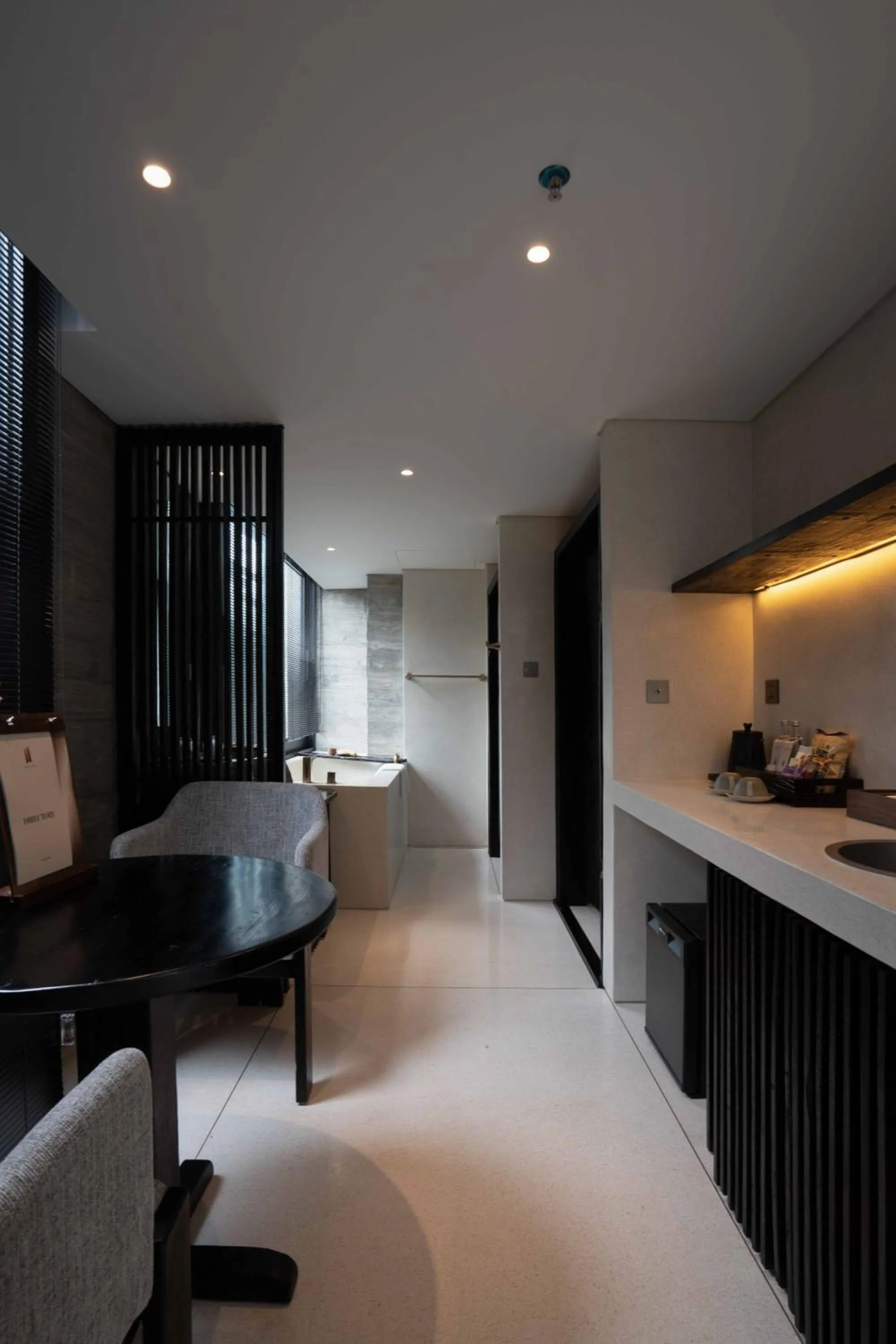 Bedroom, Bed in Hôtel de Soie