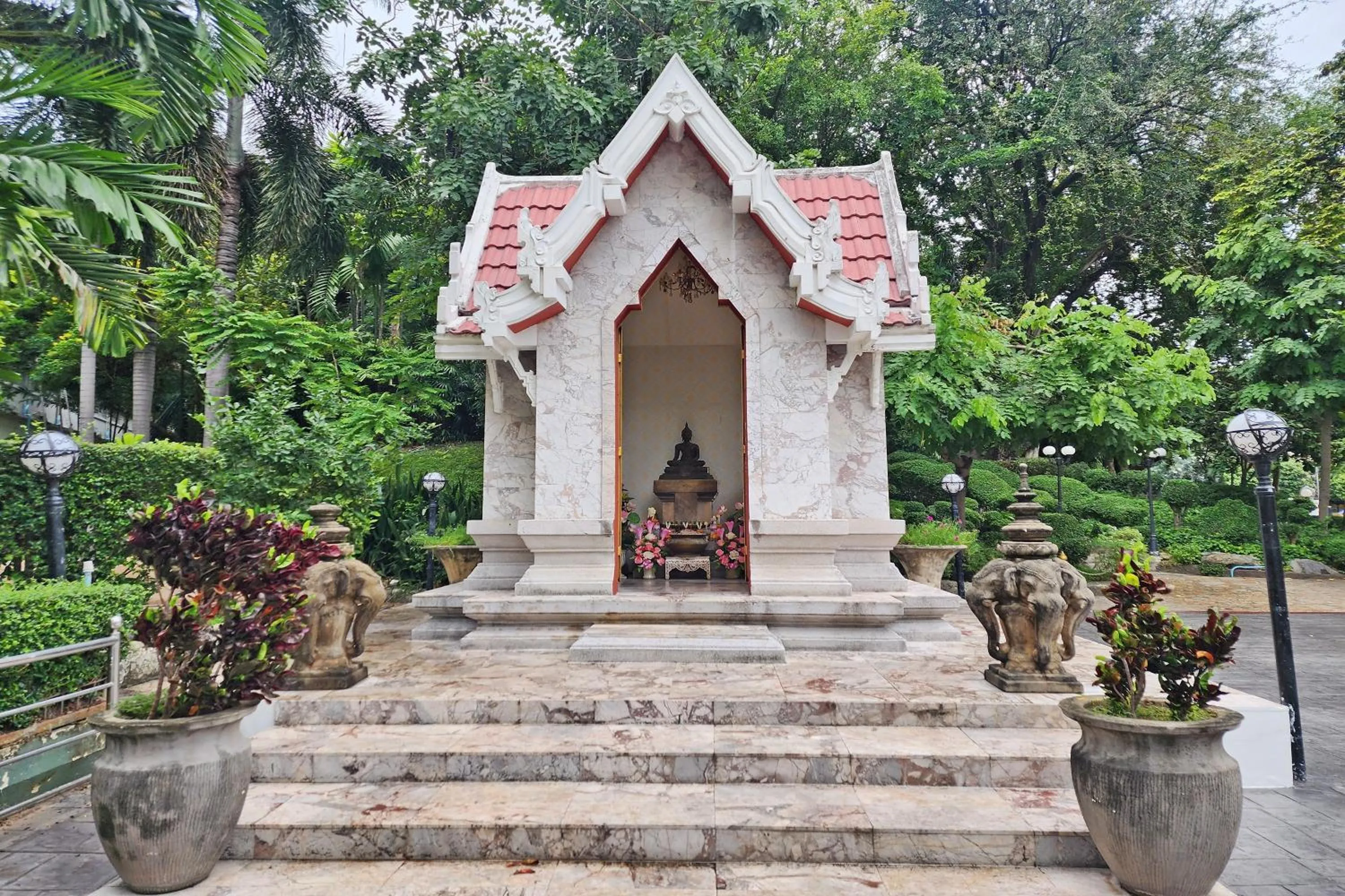 Nearby landmark in Suan Sunandha Palace Hotel