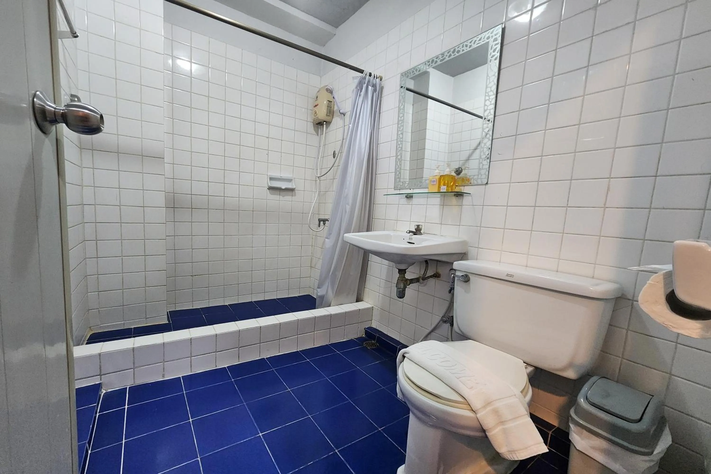 Bathroom in Suan Sunandha Palace Hotel