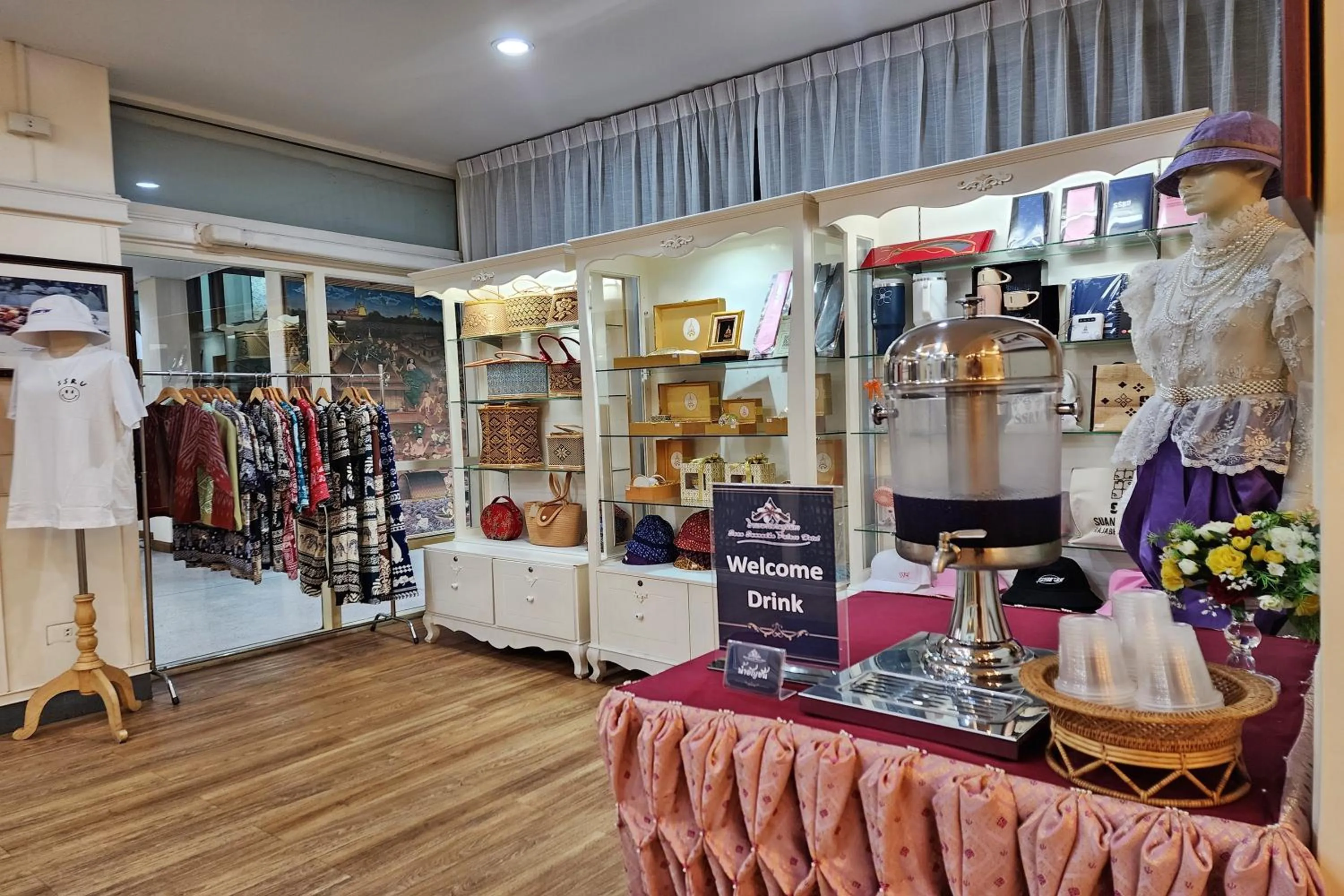 Decorative detail in Suan Sunandha Palace Hotel