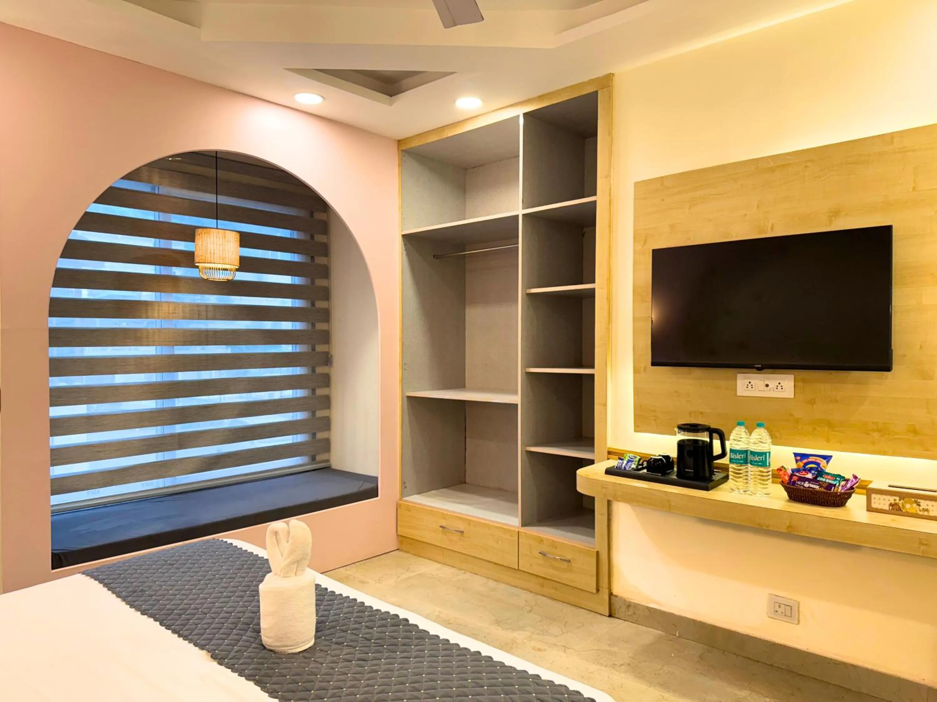 TV and multimedia, Bed in Nuri's Nest And Notch
