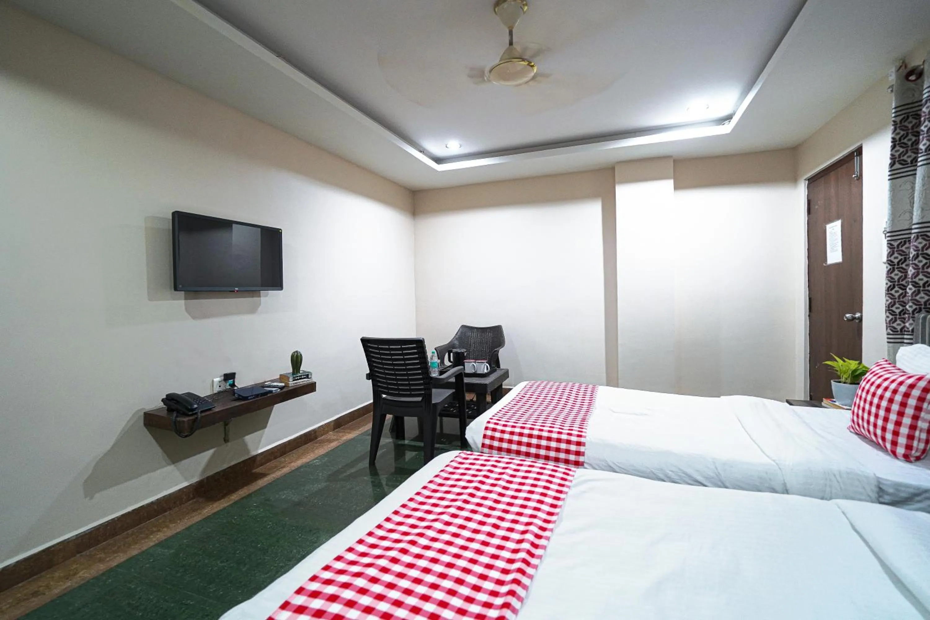 Bed in Open Hotel by Olive - Oceanic Vibes Hotel - RK Beach