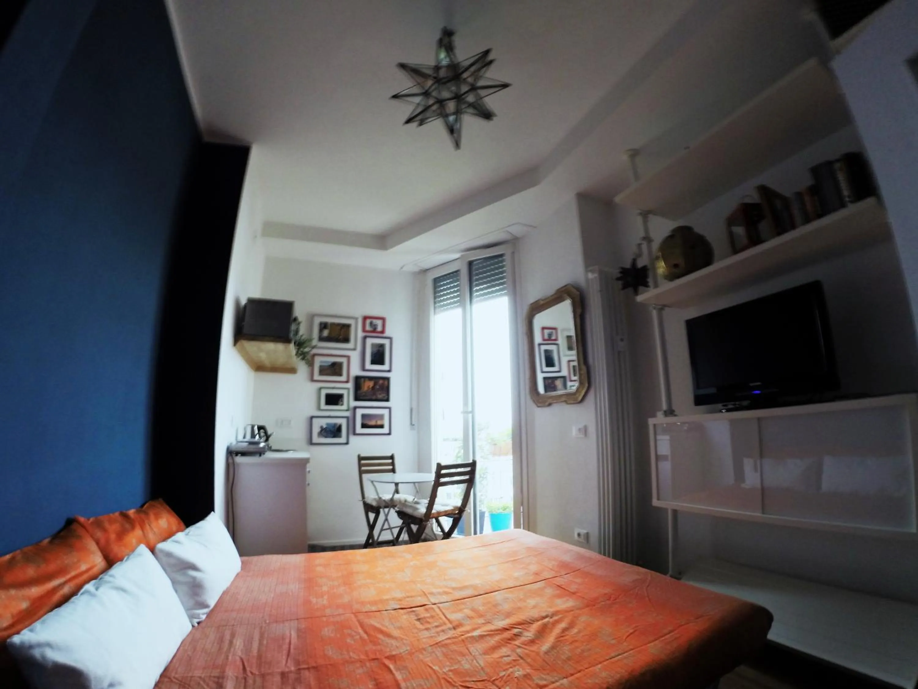 Photo of the whole room, Bed in Up to Seven