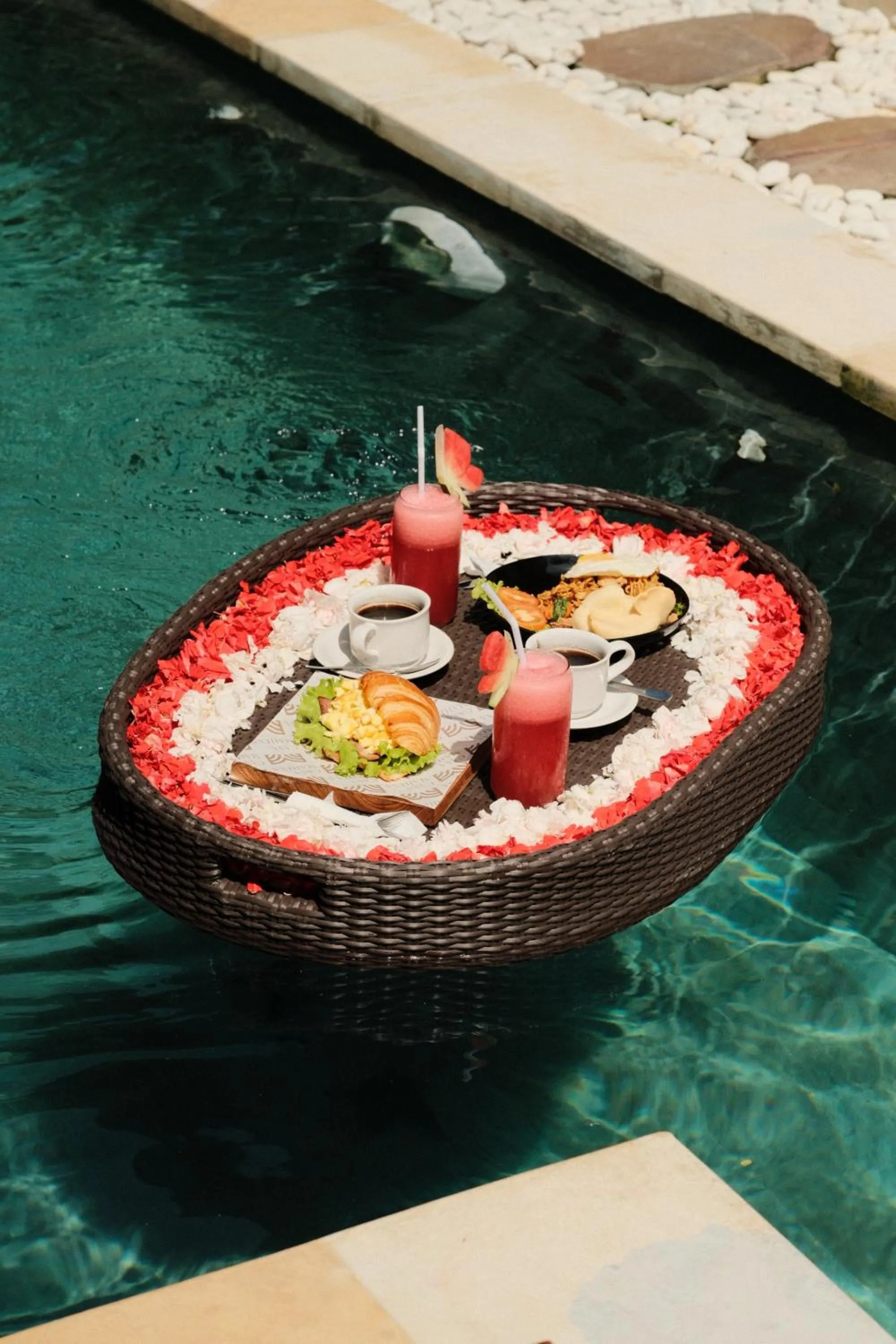 Food and drinks in Davaya Villas Ubud