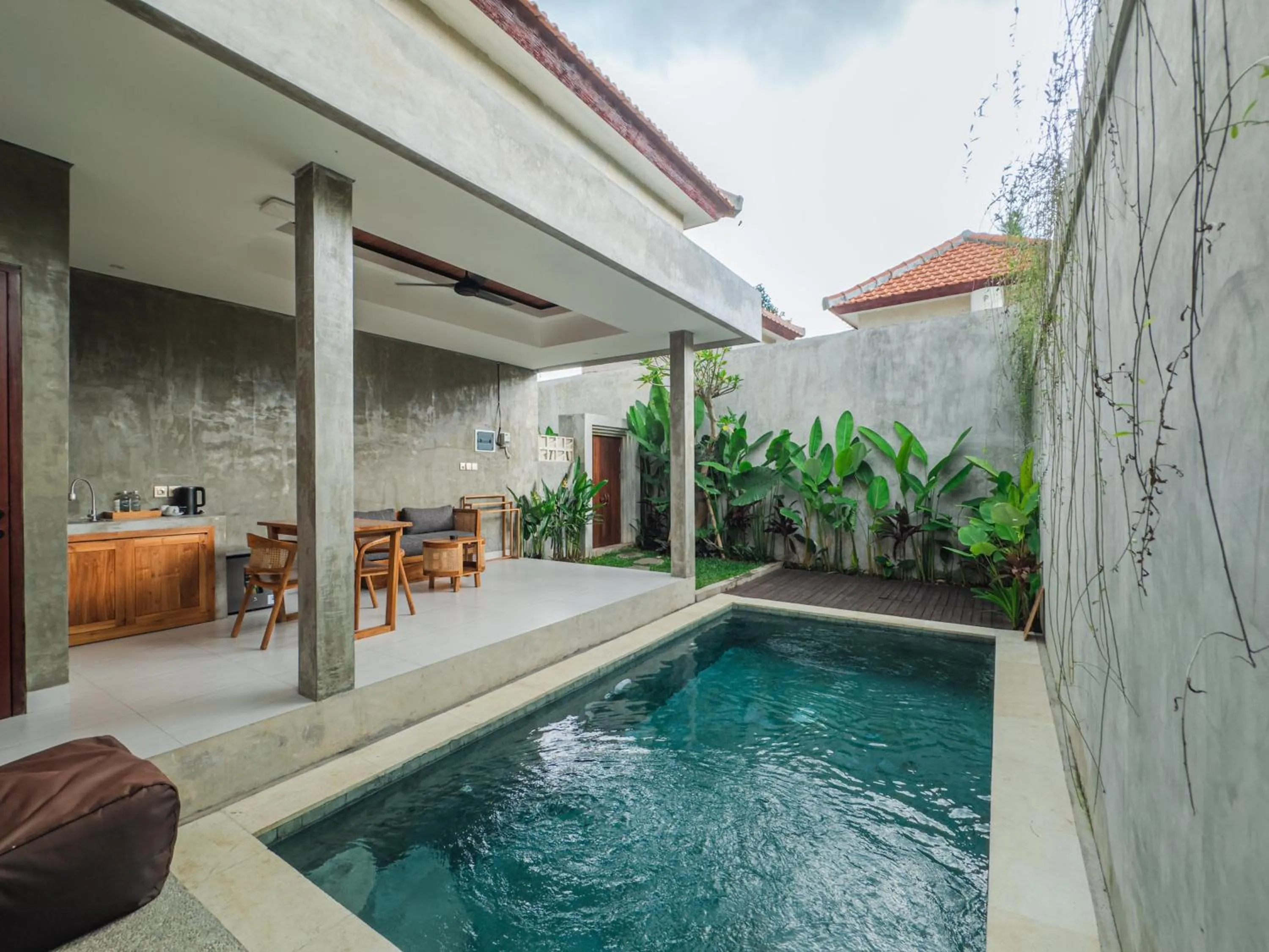 Swimming pool in Davaya Villas Ubud