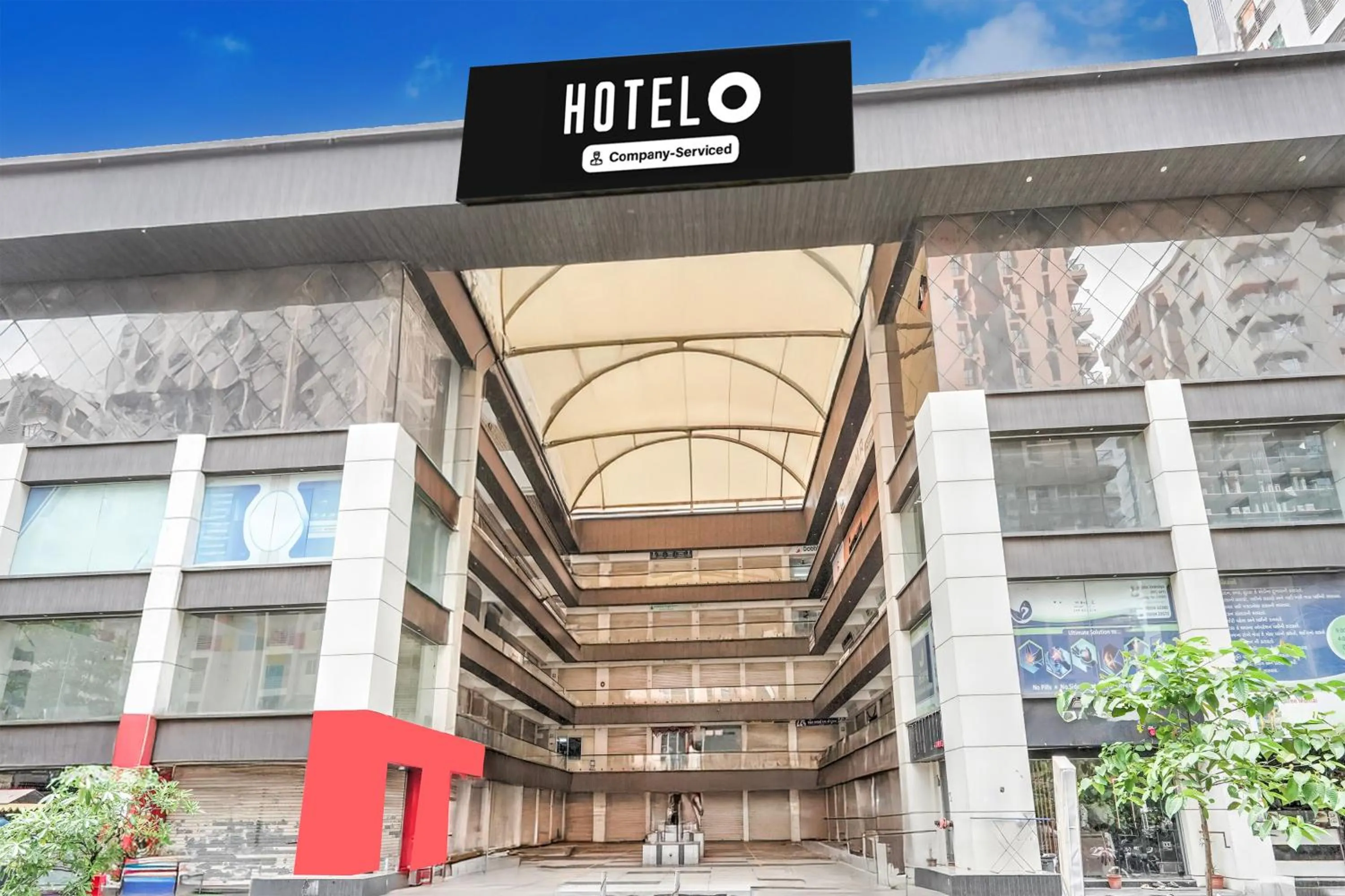 Facade/entrance in Hotel O Sneh Rashmi Botanical Garden Surat Formerly Stadium Plaza