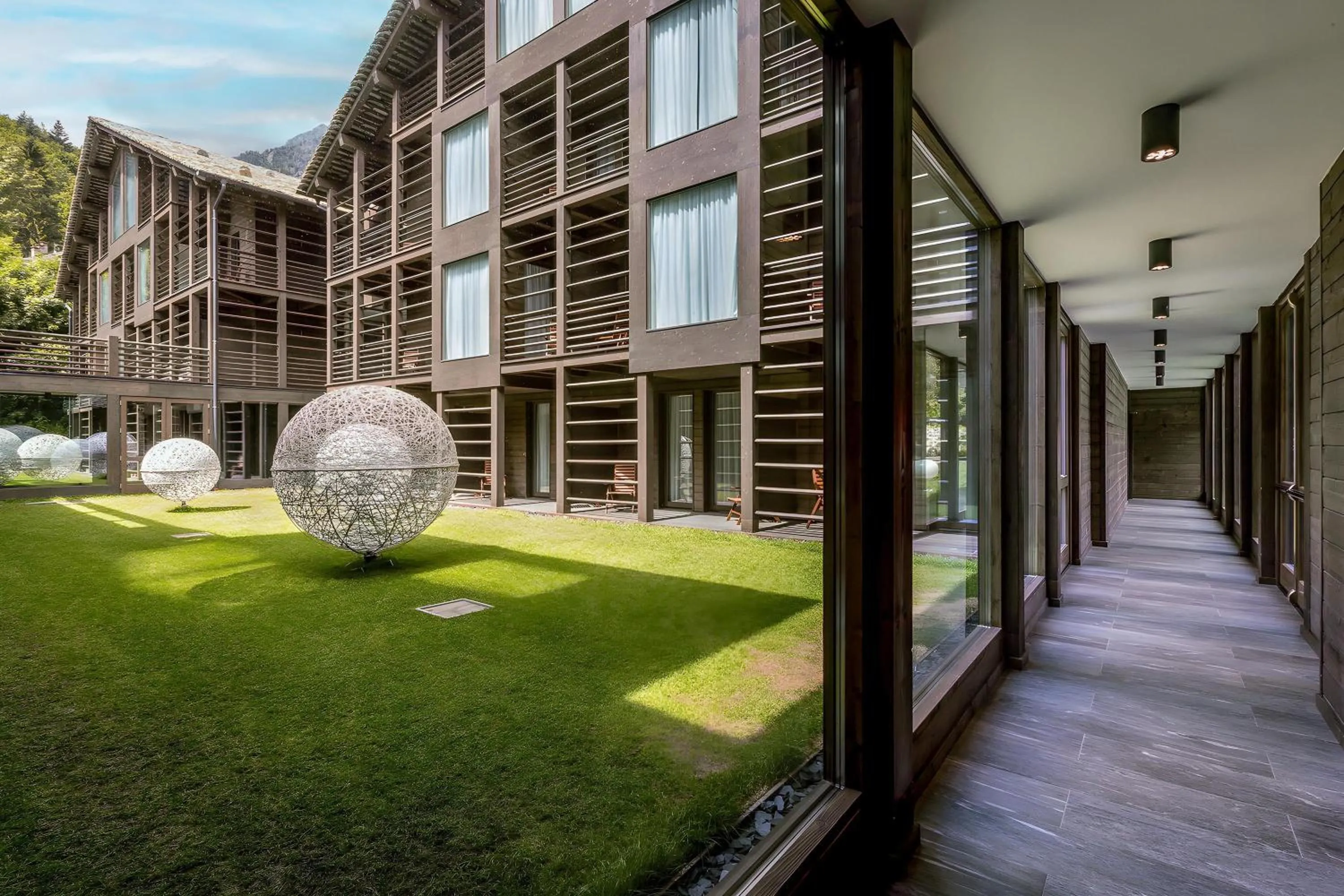 Property building in NH Collection Alagna Mirtillo Rosso