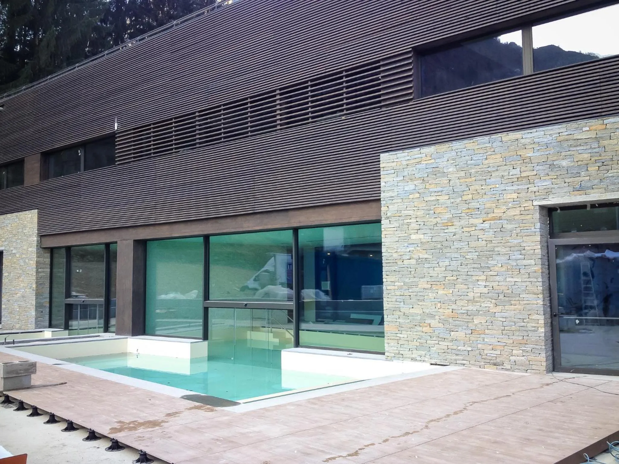 Day in NH Collection Alagna Mirtillo Rosso