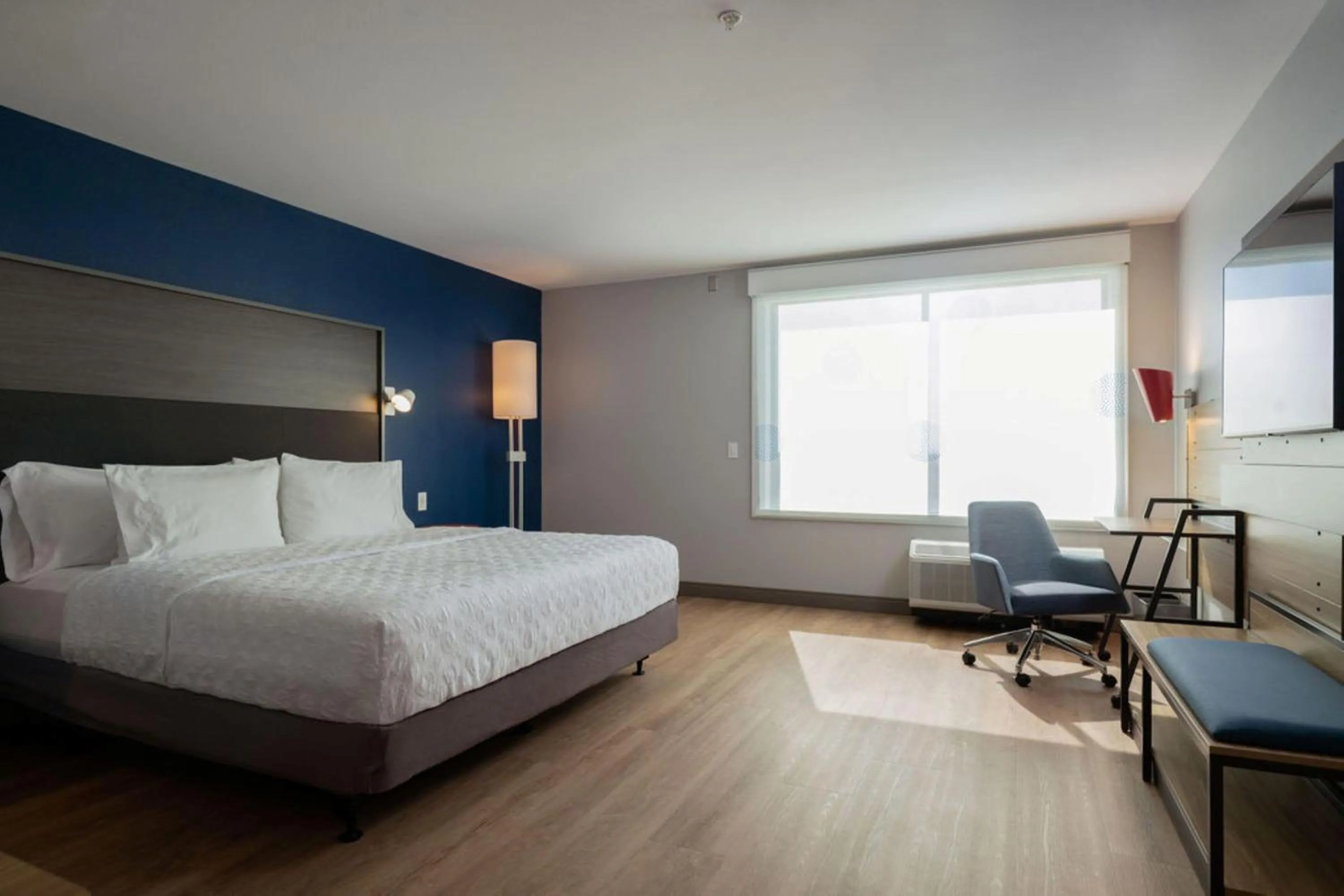 Bed in Tru By Hilton Grimes Des Moines