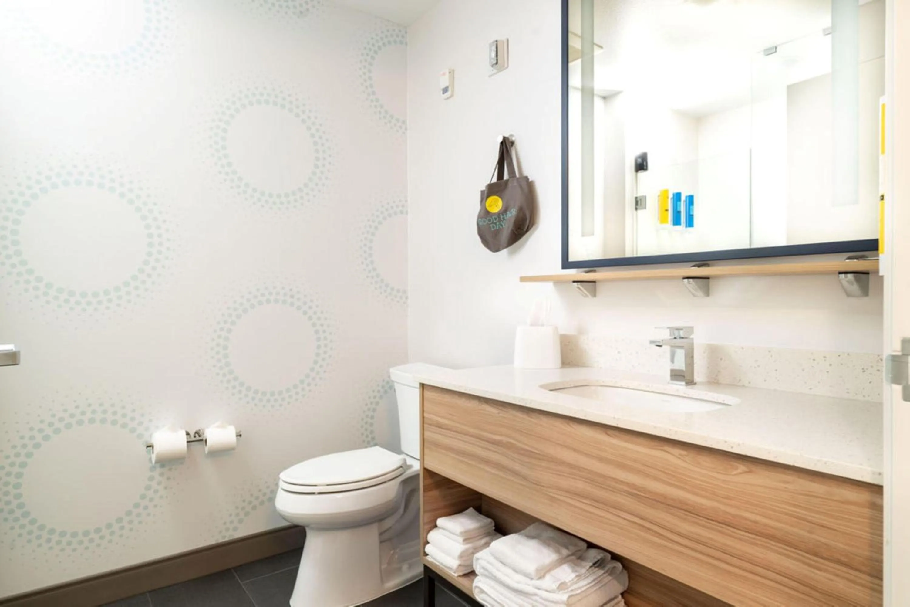 Bathroom in Tru By Hilton Grimes Des Moines