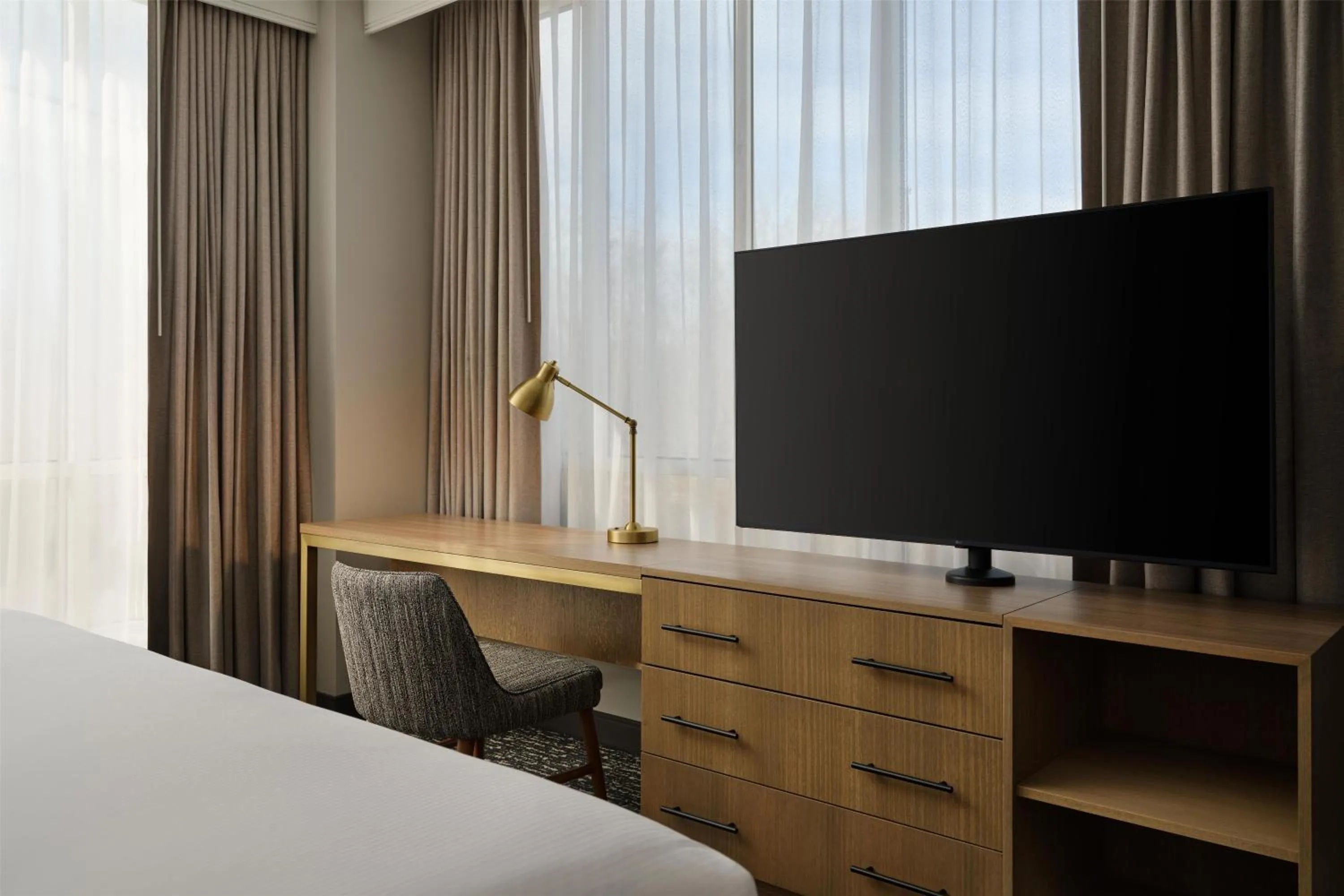 Bedroom, Bed in Doubletree By Hilton Greenville Airport